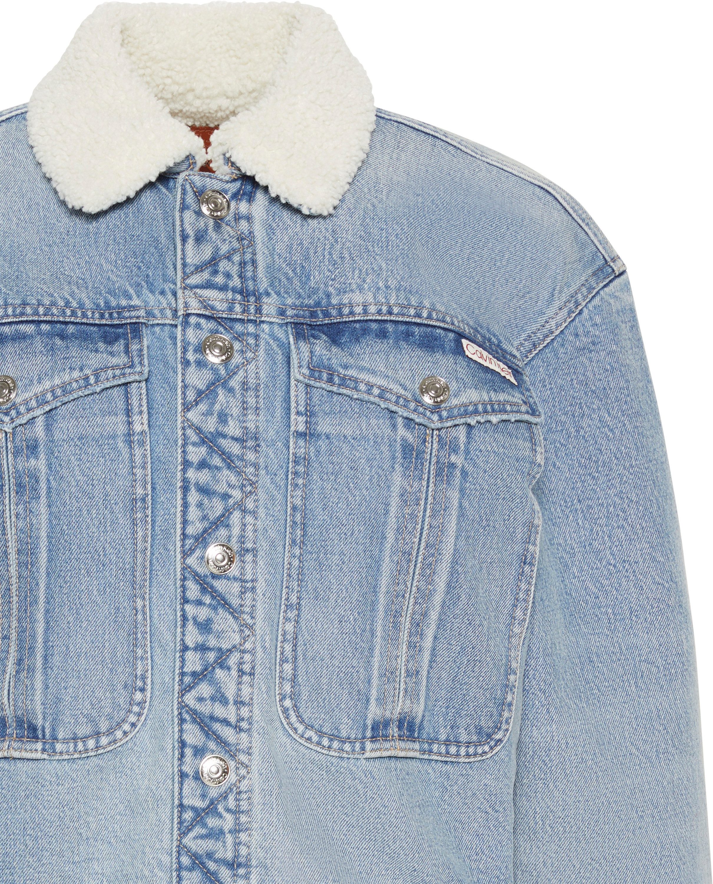 Calvin Klein Jeans Jeansjacke SHERPA WOOL DENIM JACKET Mit Rundhalsausschnitt, regular fit – Bild 5 von 5