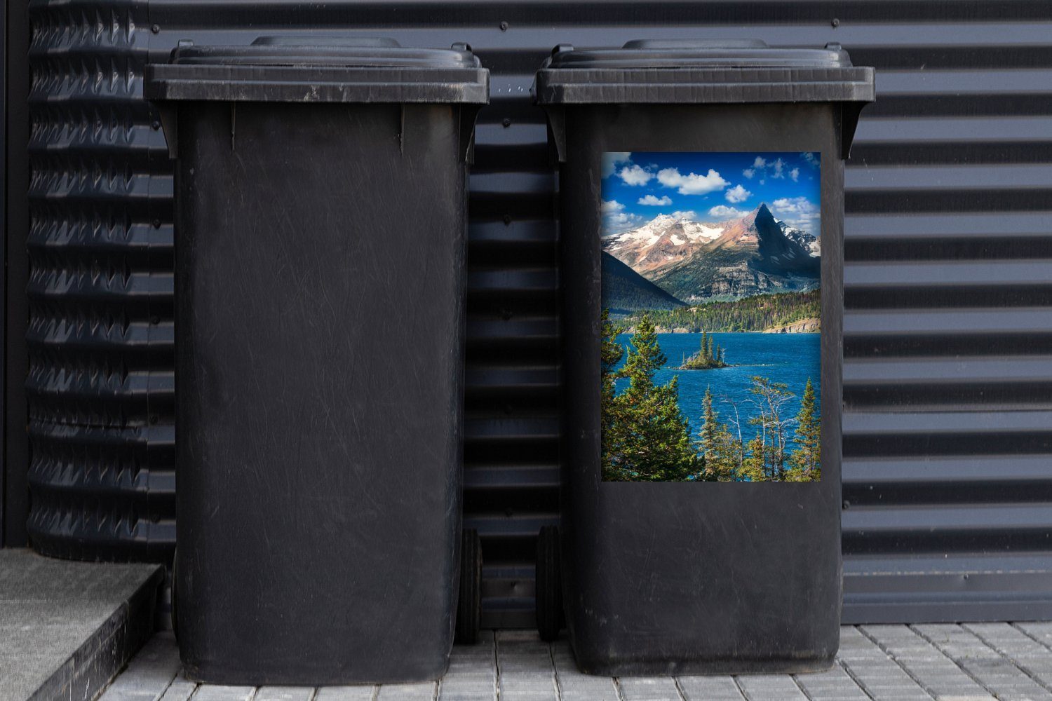 nordamerikanischen Park blaue Wandsticker Wasser MuchoWow das Blick St), Glacier Abfalbehälter Sticker, Mülltonne, auf Mülleimer-aufkleber, National Container, (1 im
