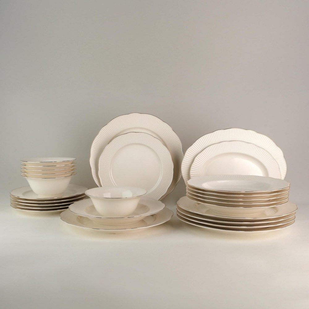 Kütahya Porselen Tafelservice, Porzellan