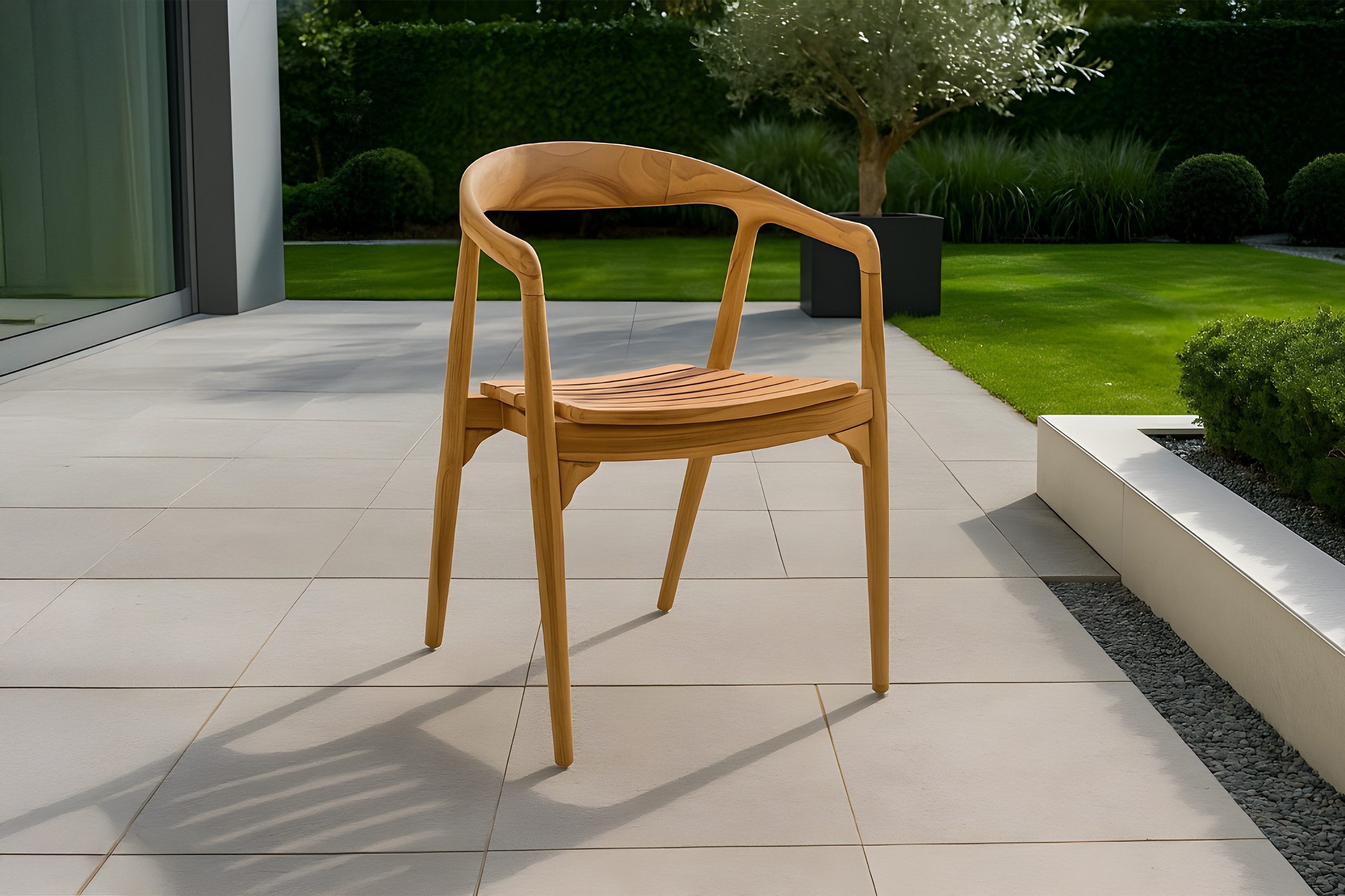 SAM® Gartenstuhl Samanta, Teakholz massiv, mit Armlehnen, natürliche Holzmaserung