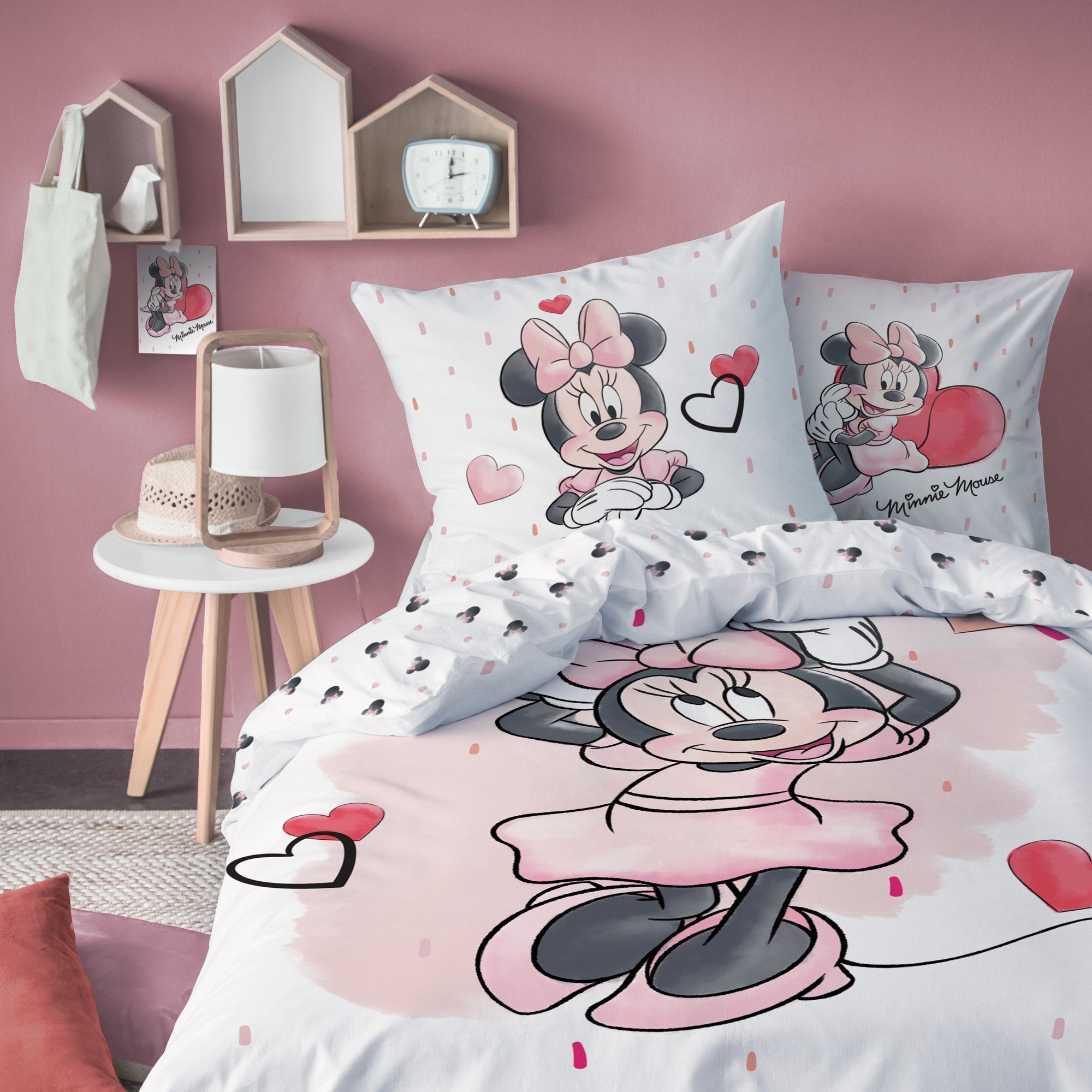 Kinderbettwäsche Minnie Mouse 135x200 + 80x80 cm, 100 % Baumwolle, MTOnlinehandel, Renforcé, 2 teilig, süße Disney Minnie Maus Постільна білизна mit vielen Herzchen in rosa
