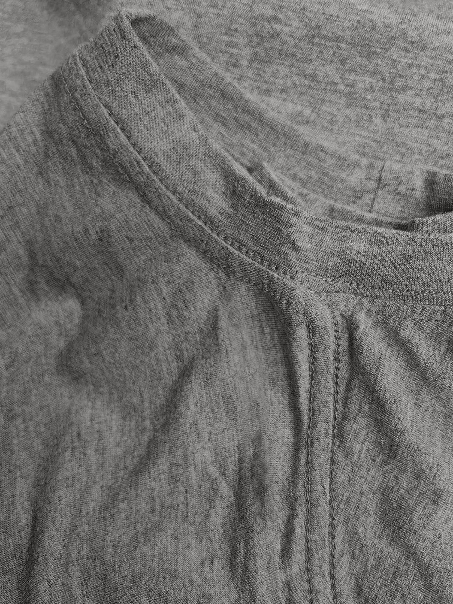 PYLIKE Print-Shirt Damen Casual Langarm mit Herz mit Leopardenmuster Druck Rundhalsshirt Geeignet für den täglichen Gebrauch im Büro und zu Hause – Bild 5 von 5