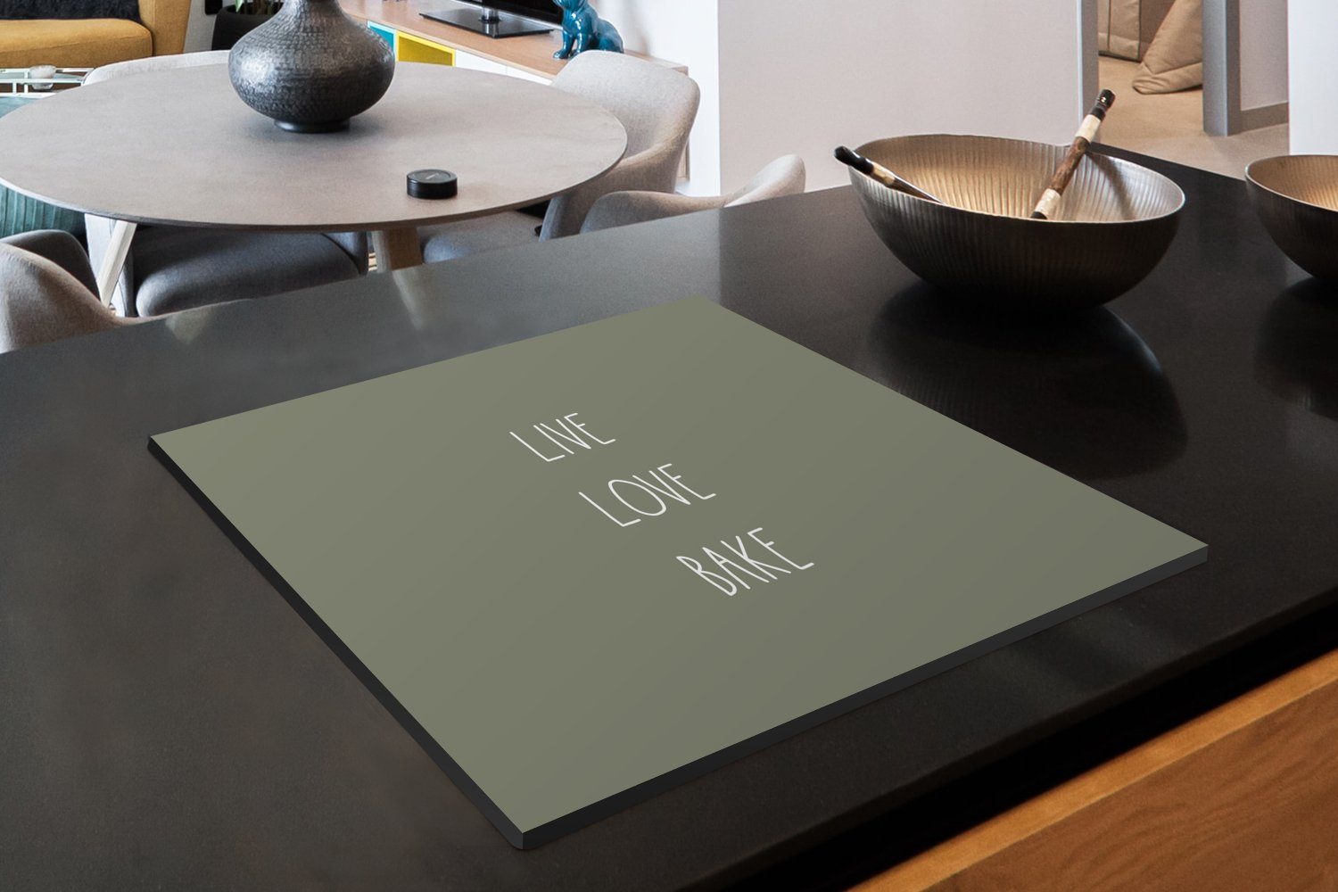 Küche 60x52 cm, Liebe - - Mobile Sprichwörter Ceranfeldabdeckung - Vinyl, Backen Backen, Leben - (1 Zitate Herdblende-/Abdeckplatte nutzbar, tlg), Arbeitsfläche MuchoWow