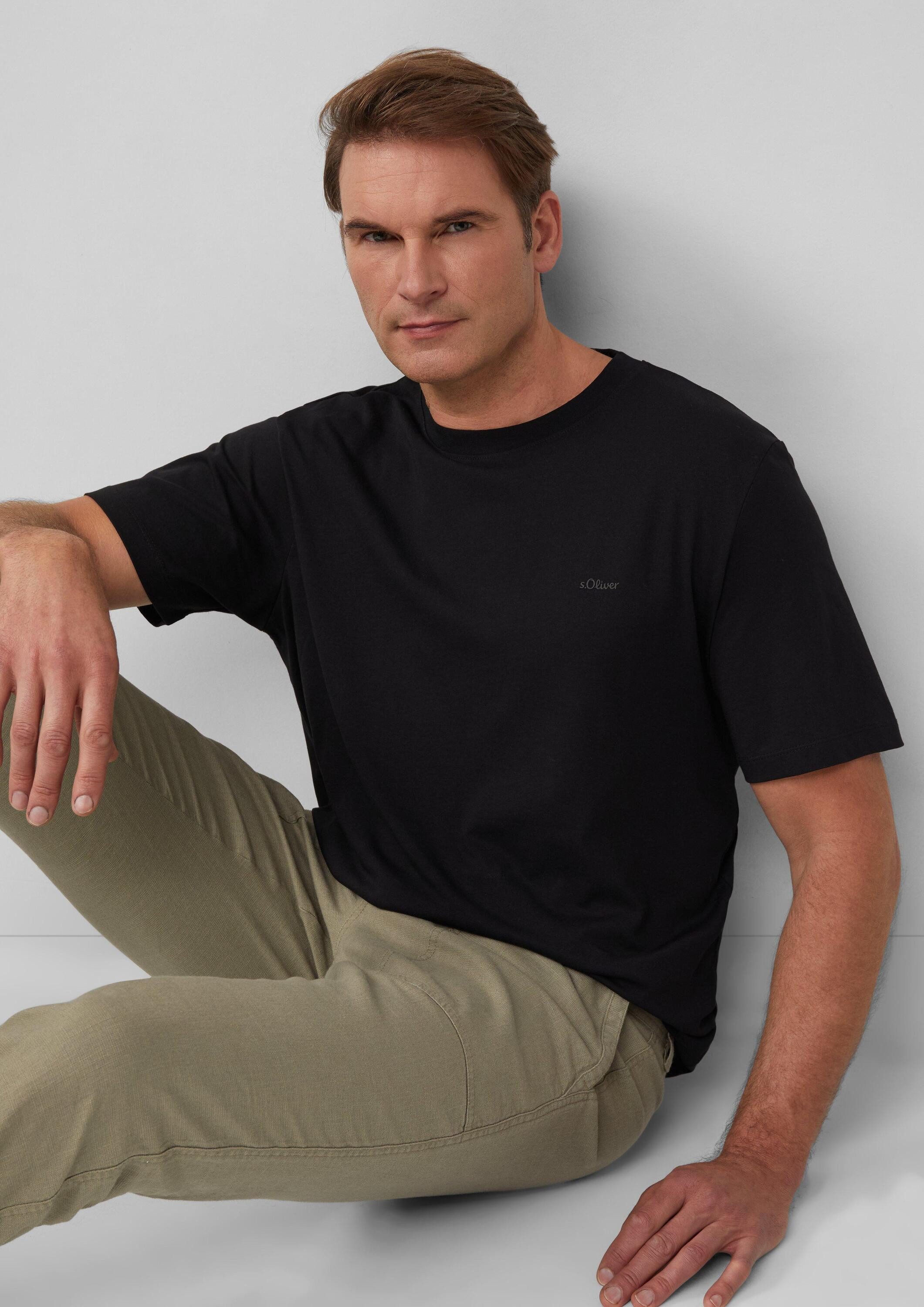 s.Oliver Kurzarmshirt T-Shirt Baumwoll-T-Shirt mit Logo-Print