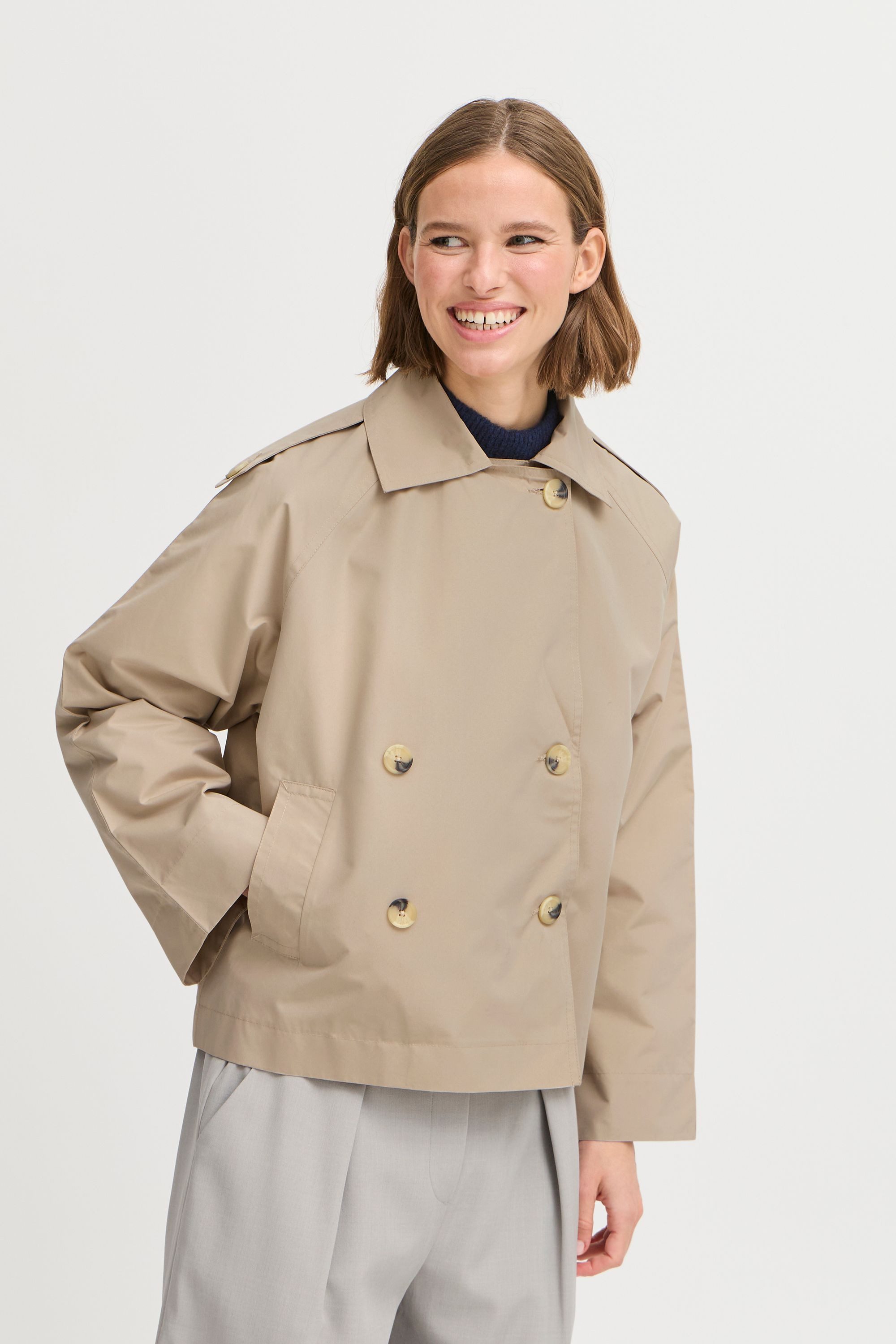 b.young Outdoorjacke BYCALEA Schicker short Blazer günstig online kaufen