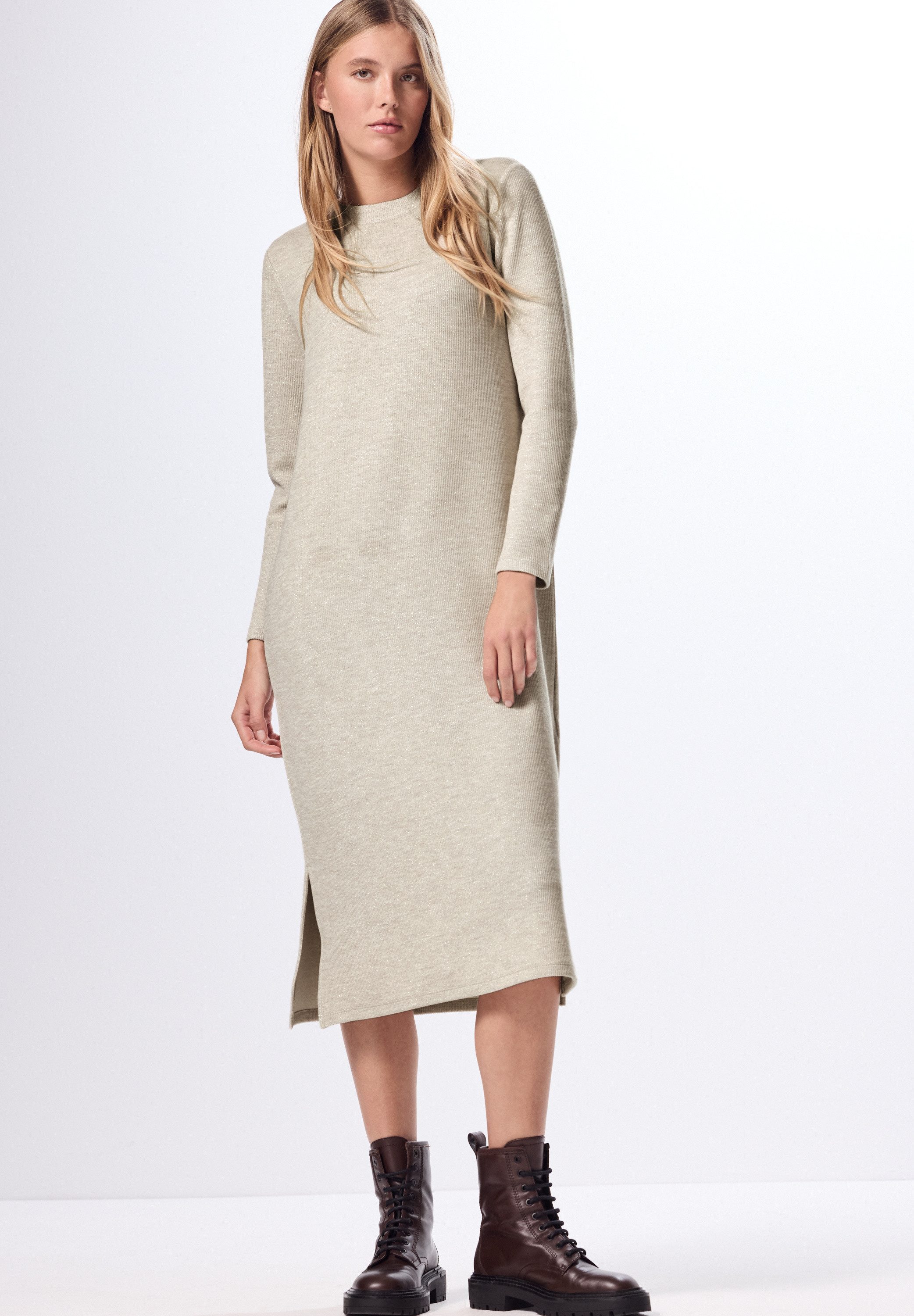 Midikleid
