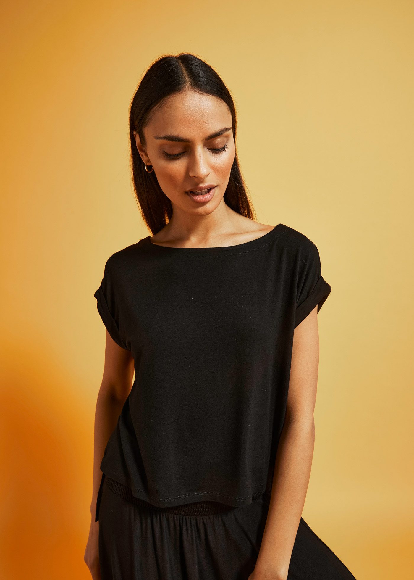 bonprix Oversize-Shirt oversize Passform, Kurzarm, für warme Tage, aus Viskose