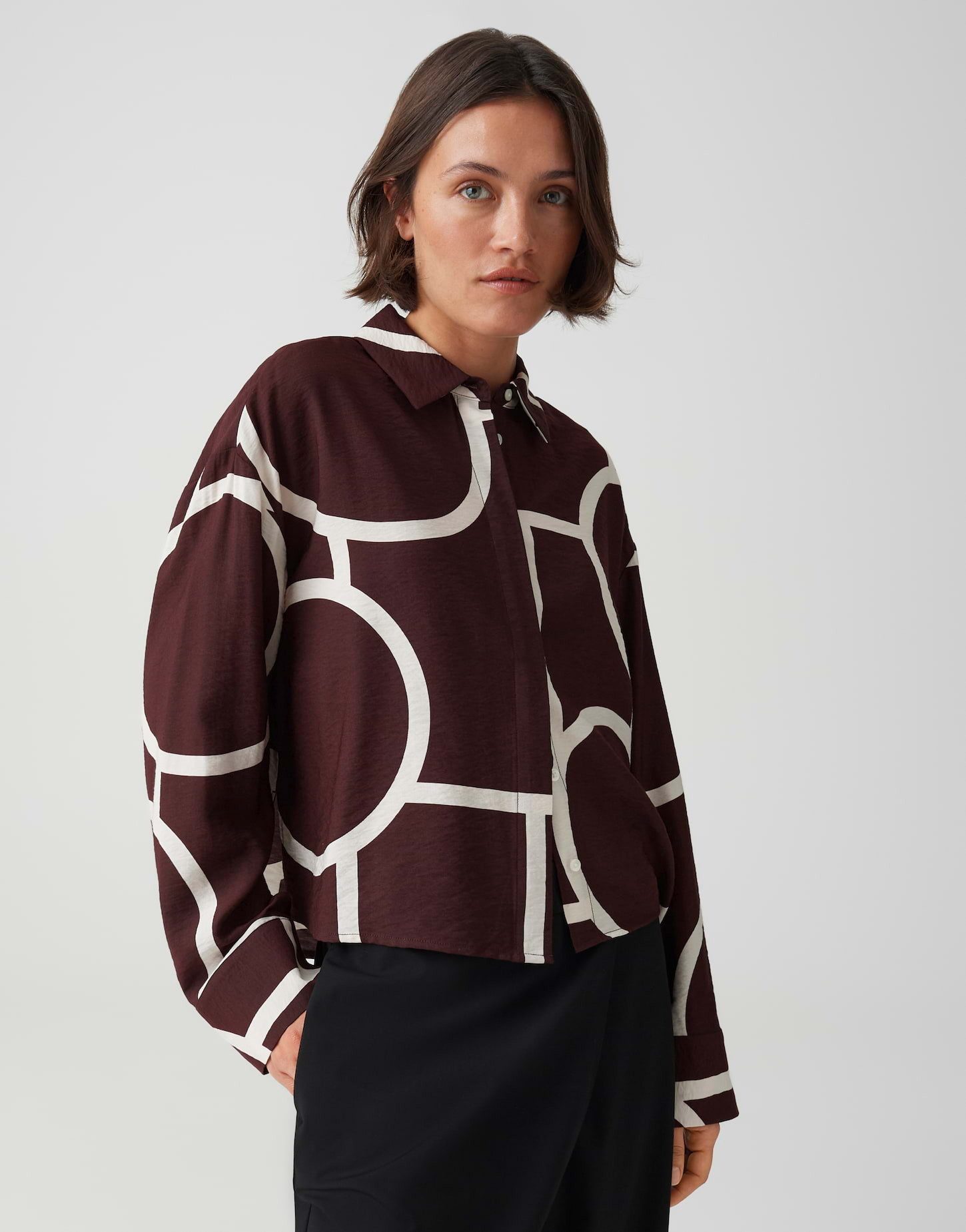 OPUS Langarmbluse Hemdbluse aus Twill mit grafischem Muster Fließender Fall für elegante Everyday Styles