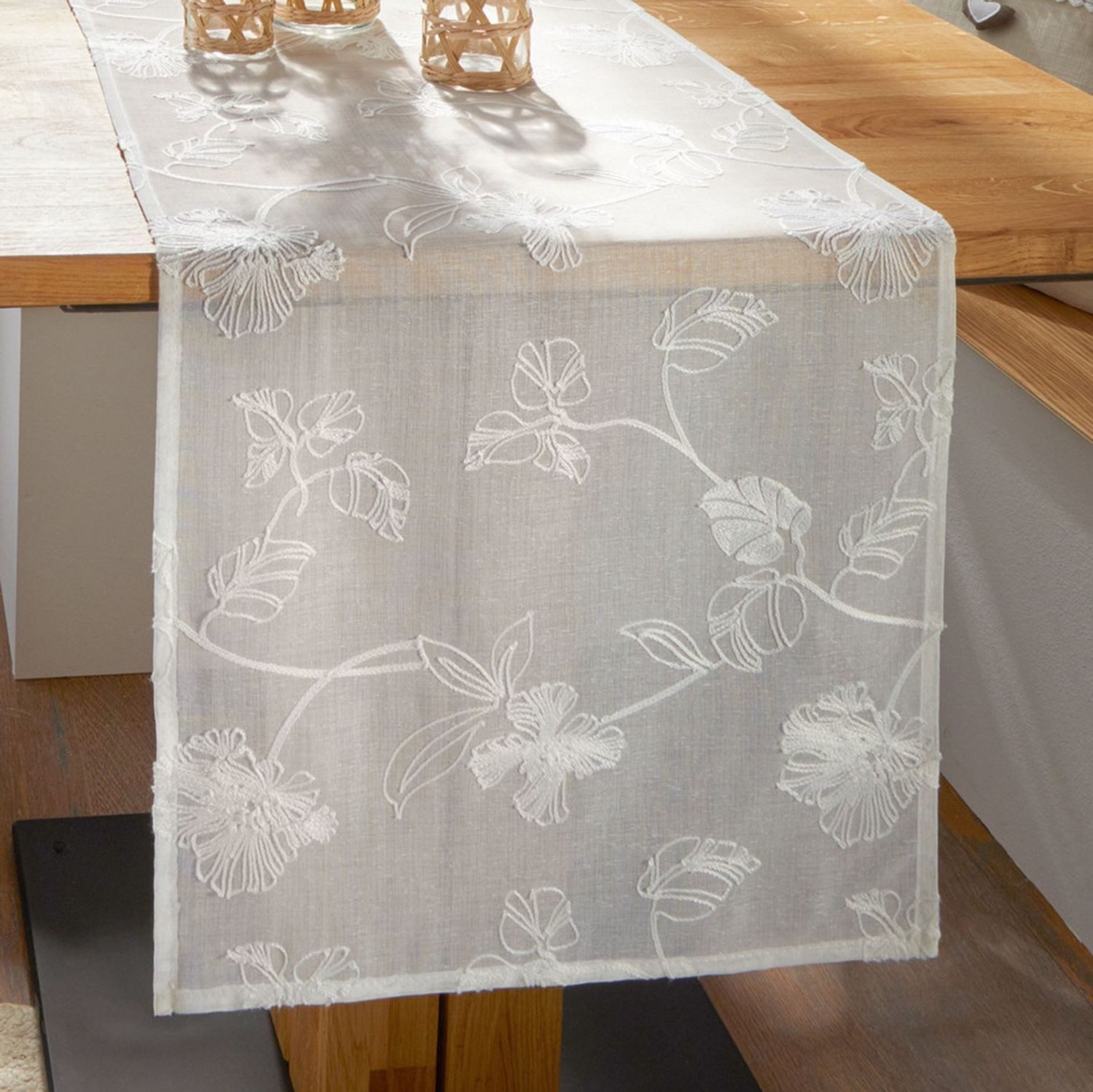 Frank Flechtwaren Tischläufer 615004 (1-tlg), romantisch bestickt Blütenmus günstig online kaufen