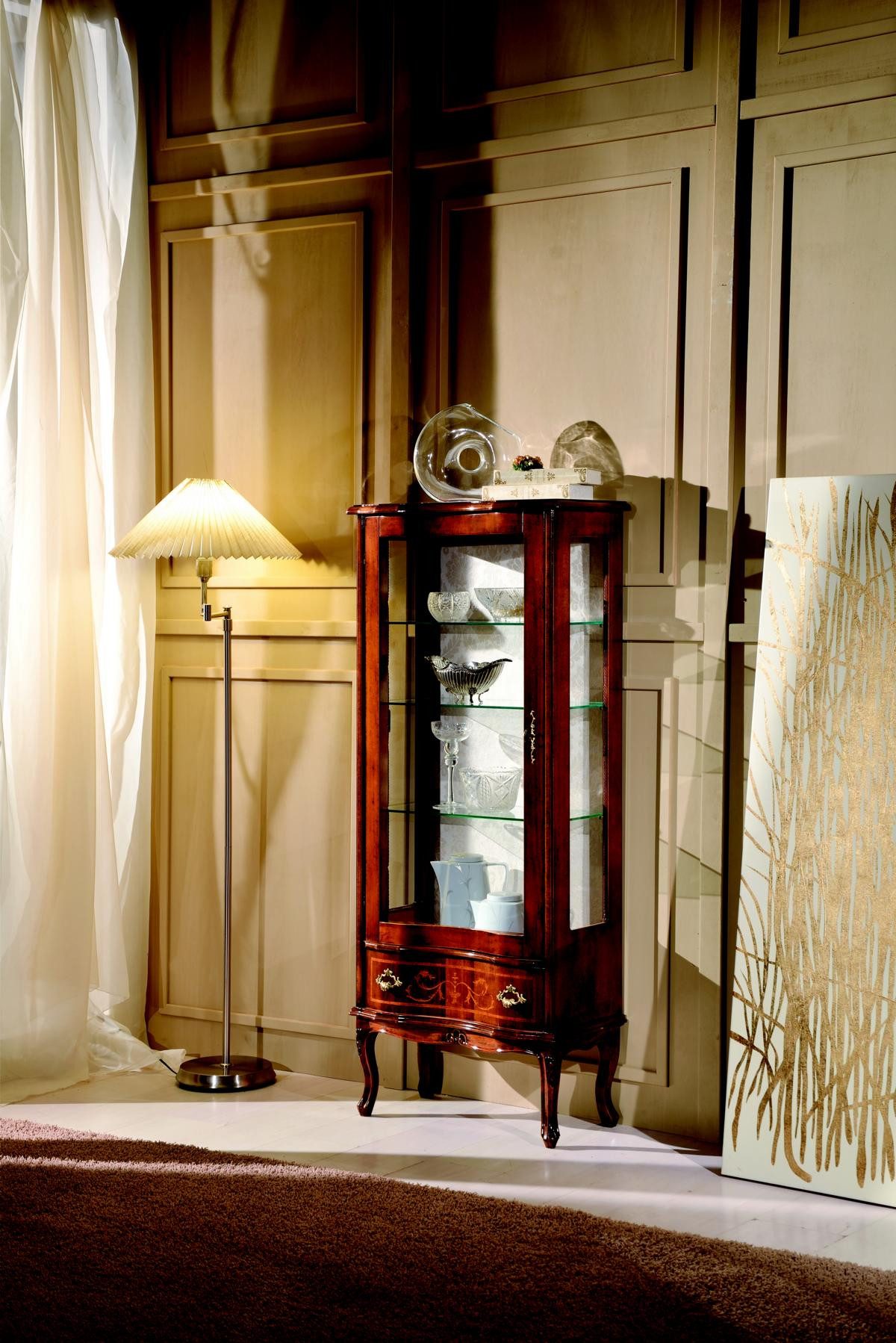 JVmoebel Vitrine Luxus Vitrine aus Holz im italienischen Barockstil mit Glastür (1-St) Made in Italy