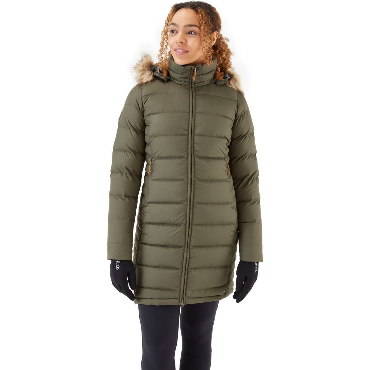 Rab Outdoorjacke Deep Cover Parka Wmns Der Deep Cover-Parka aus 100 % recycelten Geweben und Daunen schließt