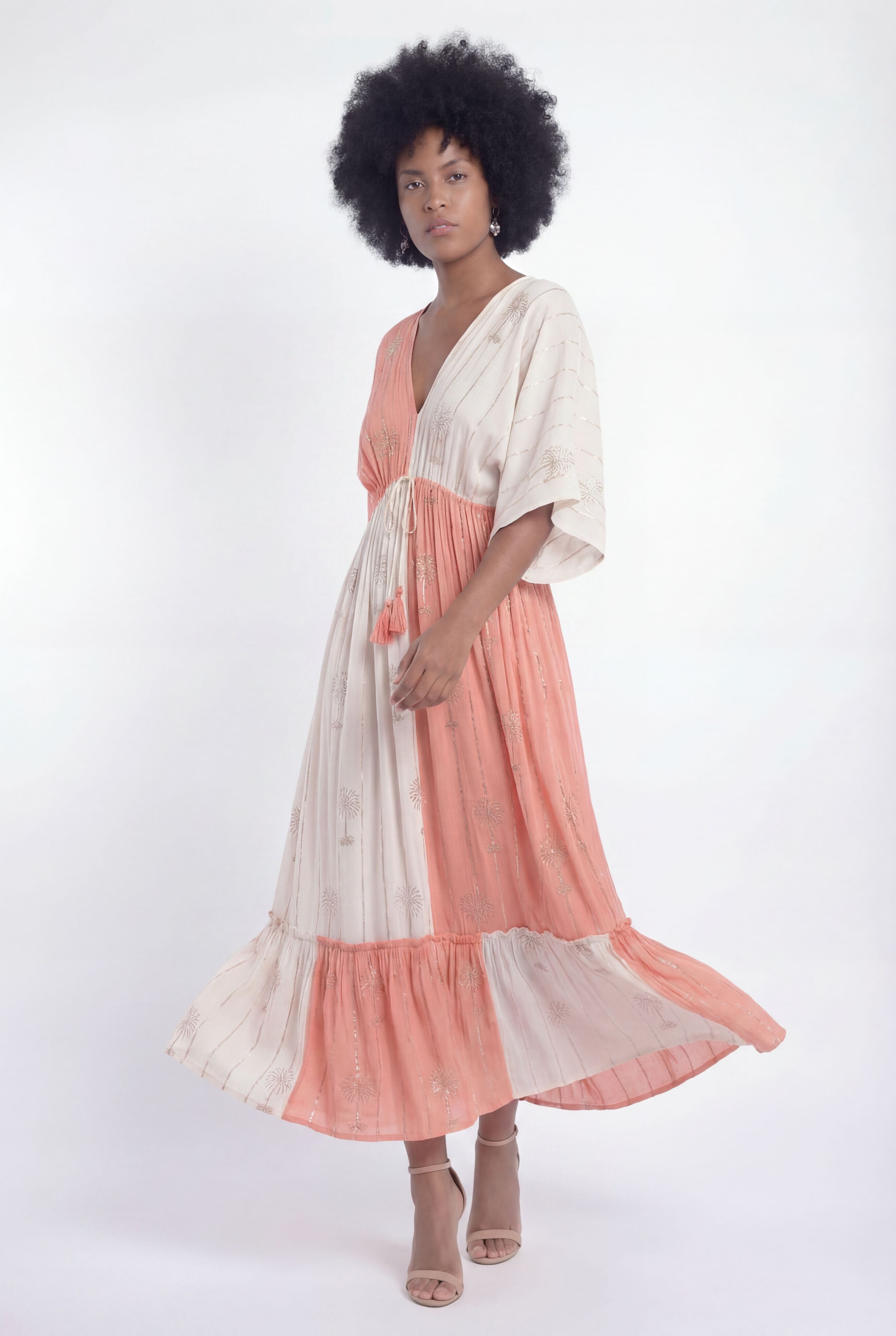 YC Fashion & Style Maxikleid V-Ausschnitt Kleid Blau-Creme – One Size 34–40 aus Viskose