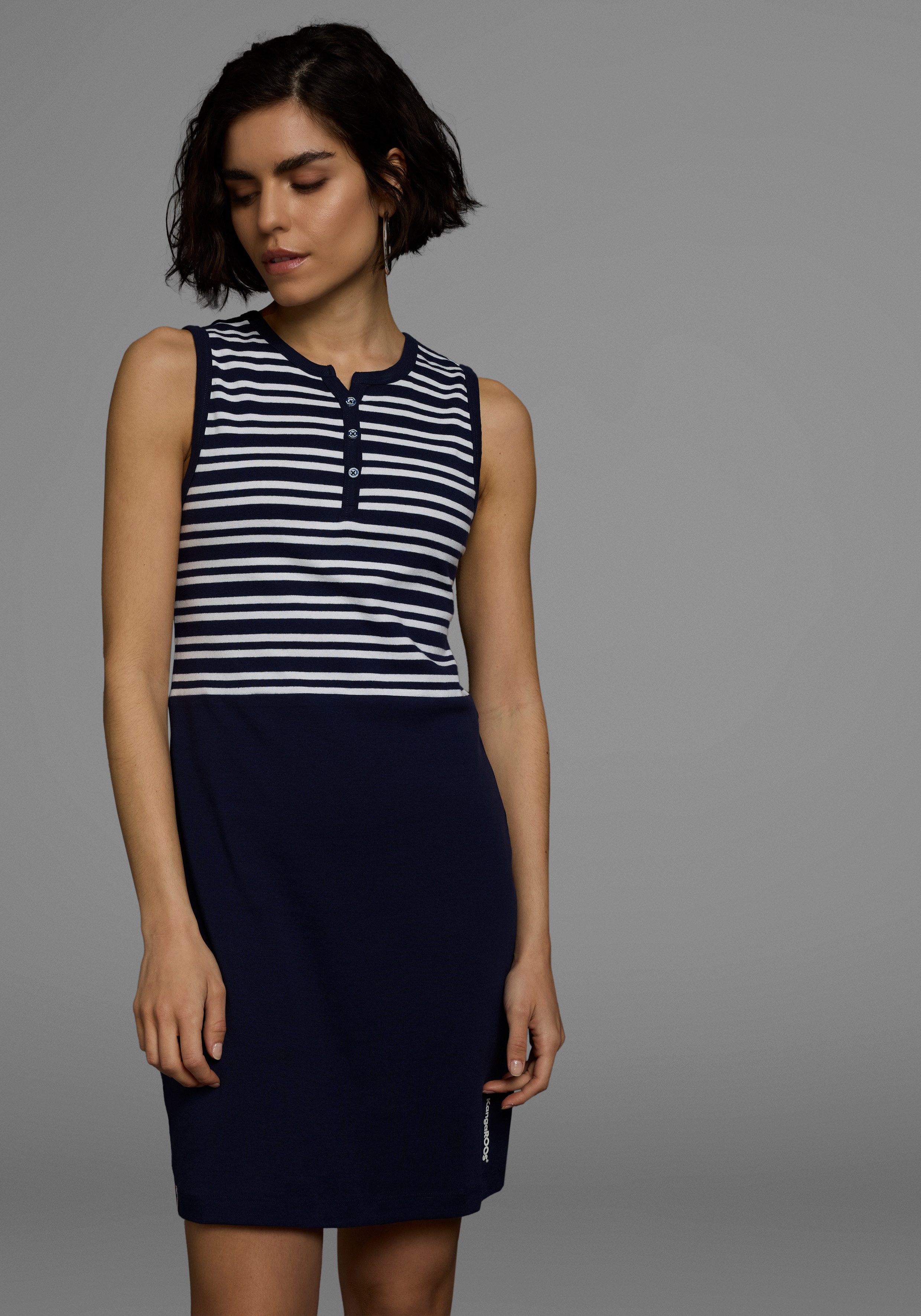 KangaROOS Sommerkleid aus Rippware, Mini-Länge