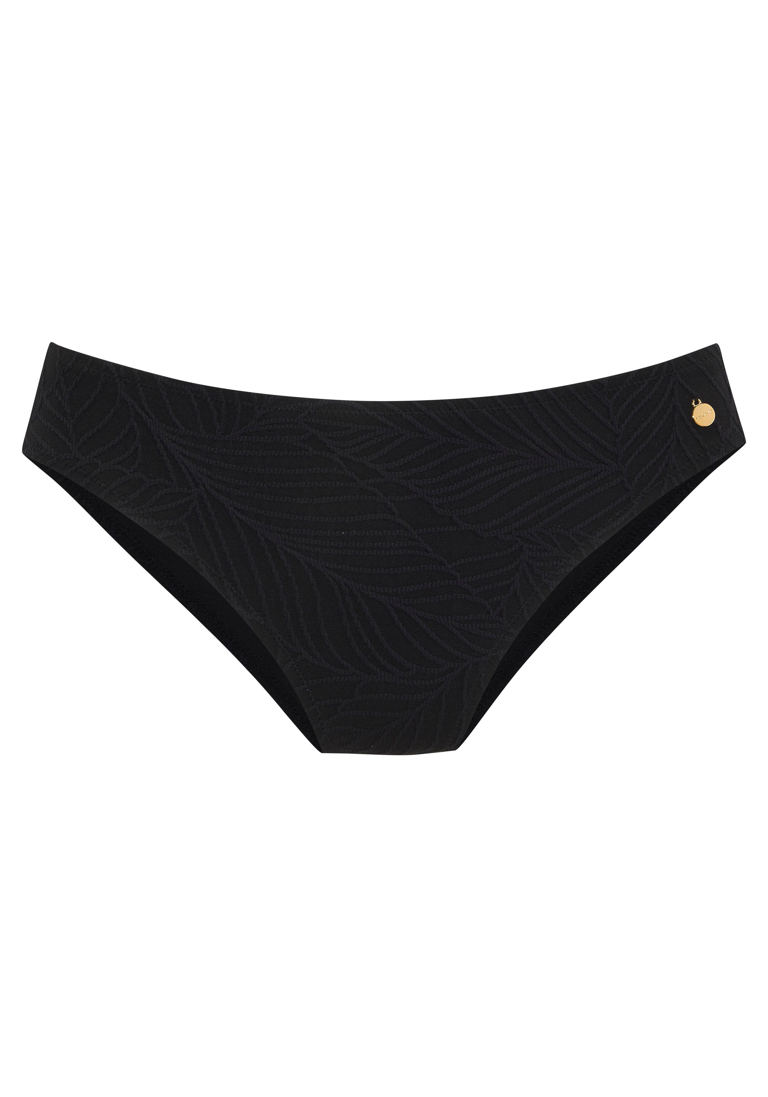 LASCANA Fay aus eleganter Strukturware. € 29,99