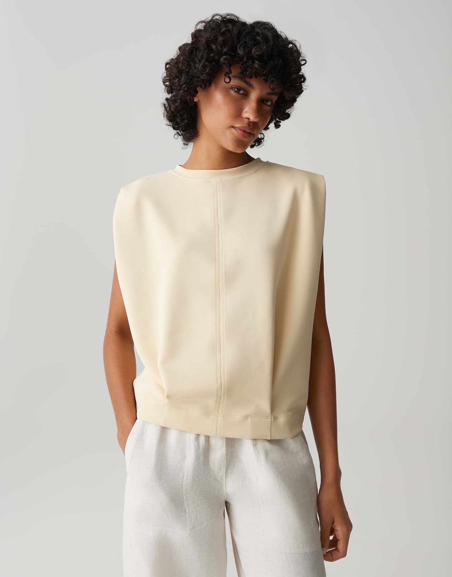 OPUS Sweatshirt Goasis aus softem Sweat mit samtiger Oberfläche Zarte Falten geben dem Look eine lockere Leichtigkeit