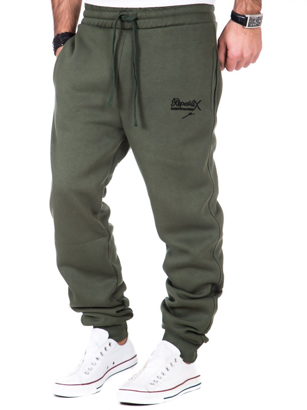 REPUBLIX Jogginghose MARK Herren Sporthose Trainingshose mit Stickerei günstig online kaufen