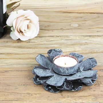 Macosa Home Teelichthalter Teelichthalter rund Metall Vintage Nostalgie Kerzenhalter Tischdeko, schwarz grau Blüte mit Patina Kerzenständer Blume