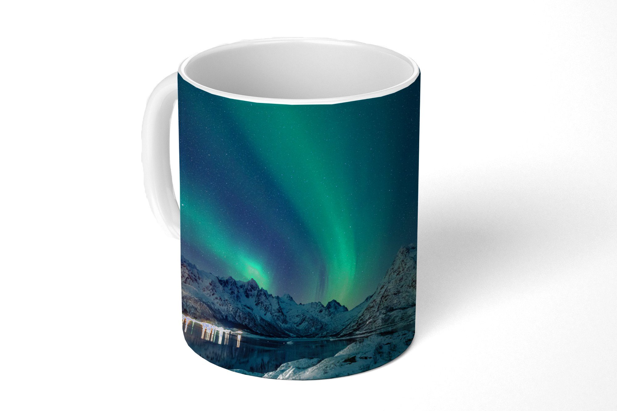 MuchoWow Tasse Nordlicht - Berg - Schnee - Grün - Sternenhimmel - Winter, 1-tlg., Keramik, Kaffeetassen, Teetasse, Becher, Kaffeebecher, Geschenk