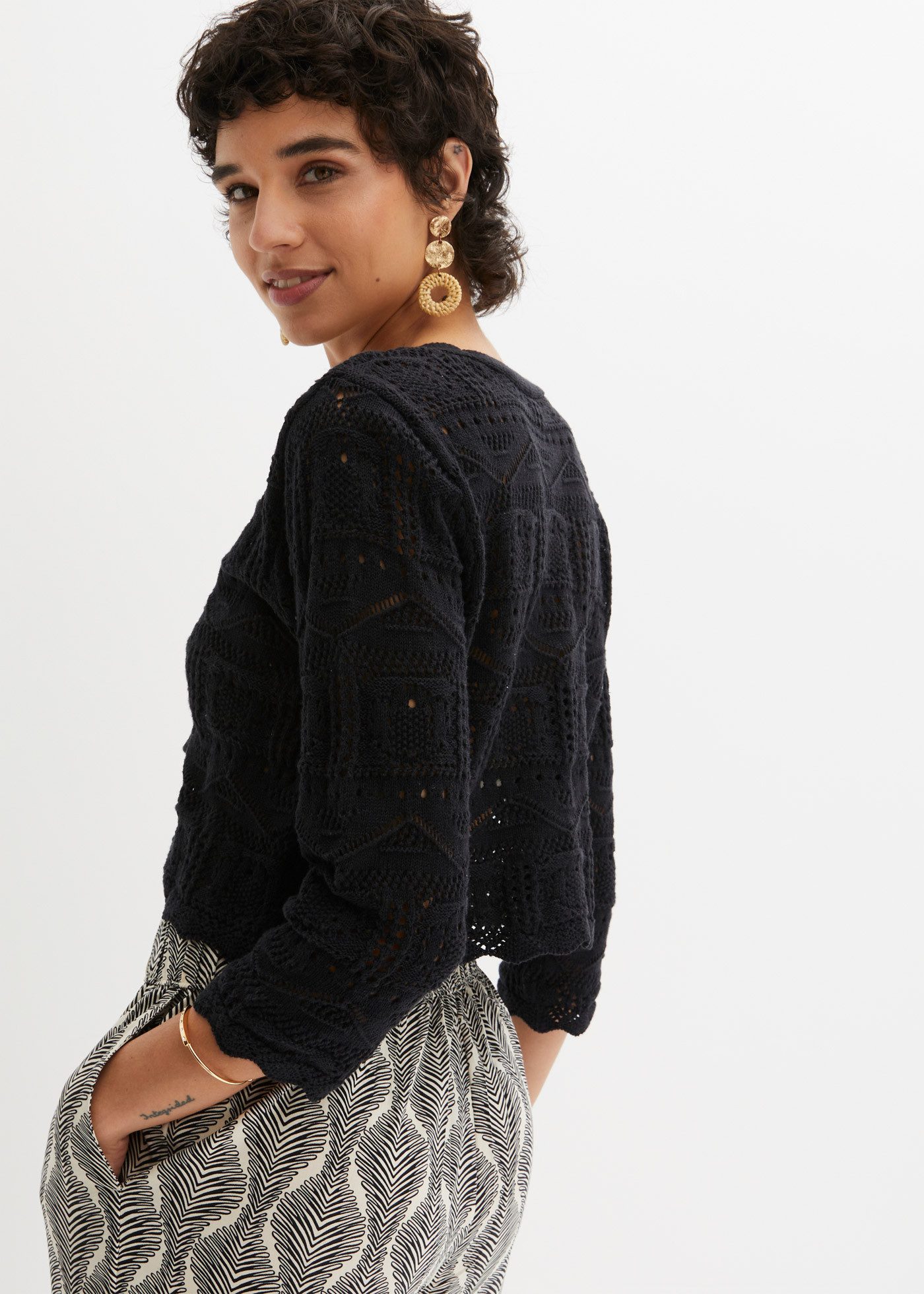 bonprix Ajourstrickjacke bequeme Passform, 3/4-Ärmel, Ajour-Bolero