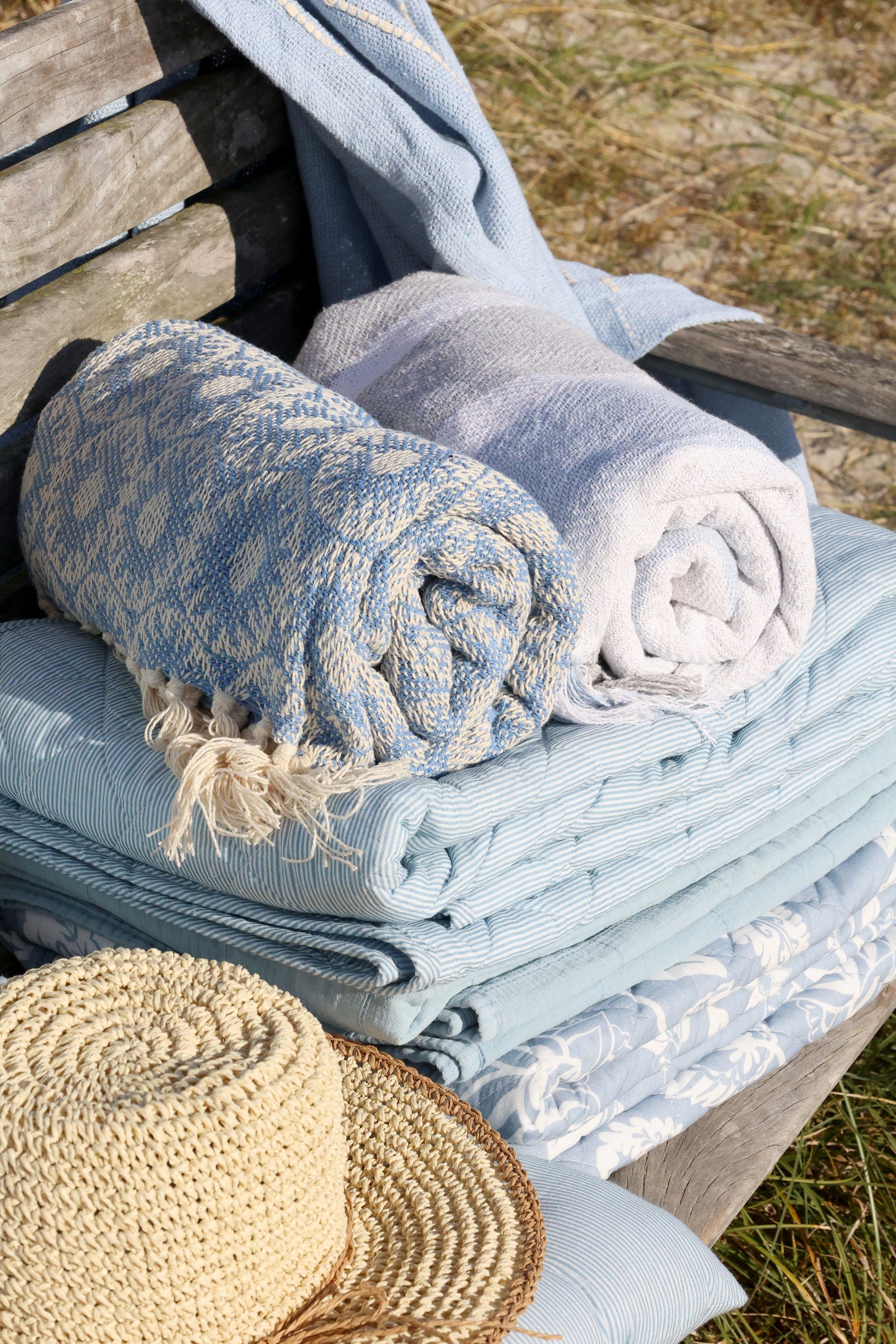 Chic Antique Tagesdecke Chic Antique Aix Quilt Maritim mit Streifenmuster Sky Blue / Weiß – Bild 5 von 5