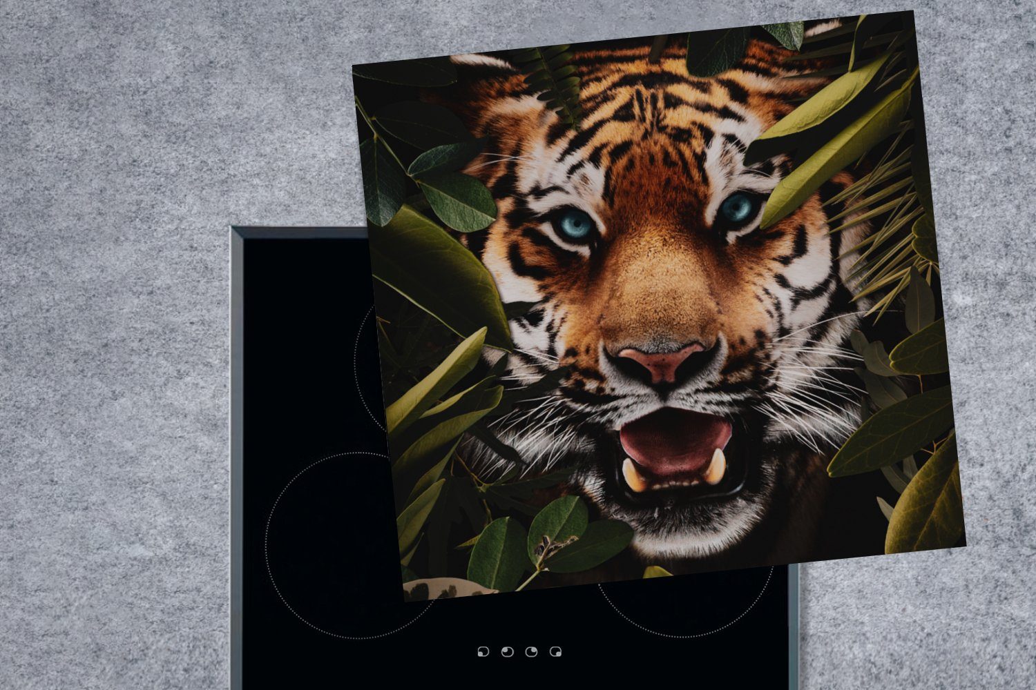 MuchoWow Herdblende-/Abdeckplatte Tiger - Dschungel für tlg), 78x78 (1 Vinyl, Blätter, Ceranfeldabdeckung, küche cm, - Arbeitsplatte