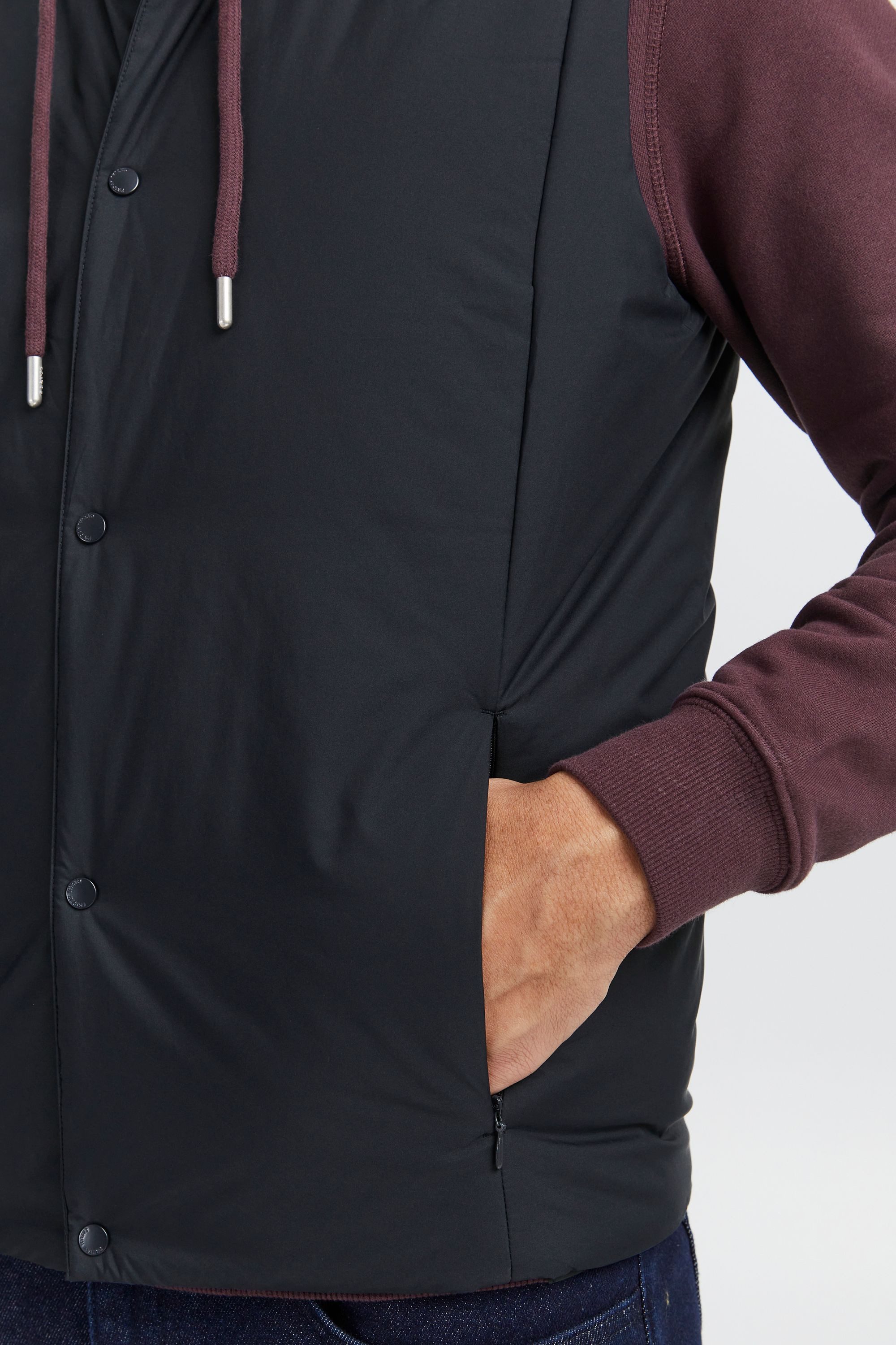 Casual Friday Kurzweste CFOates Modische Jacke