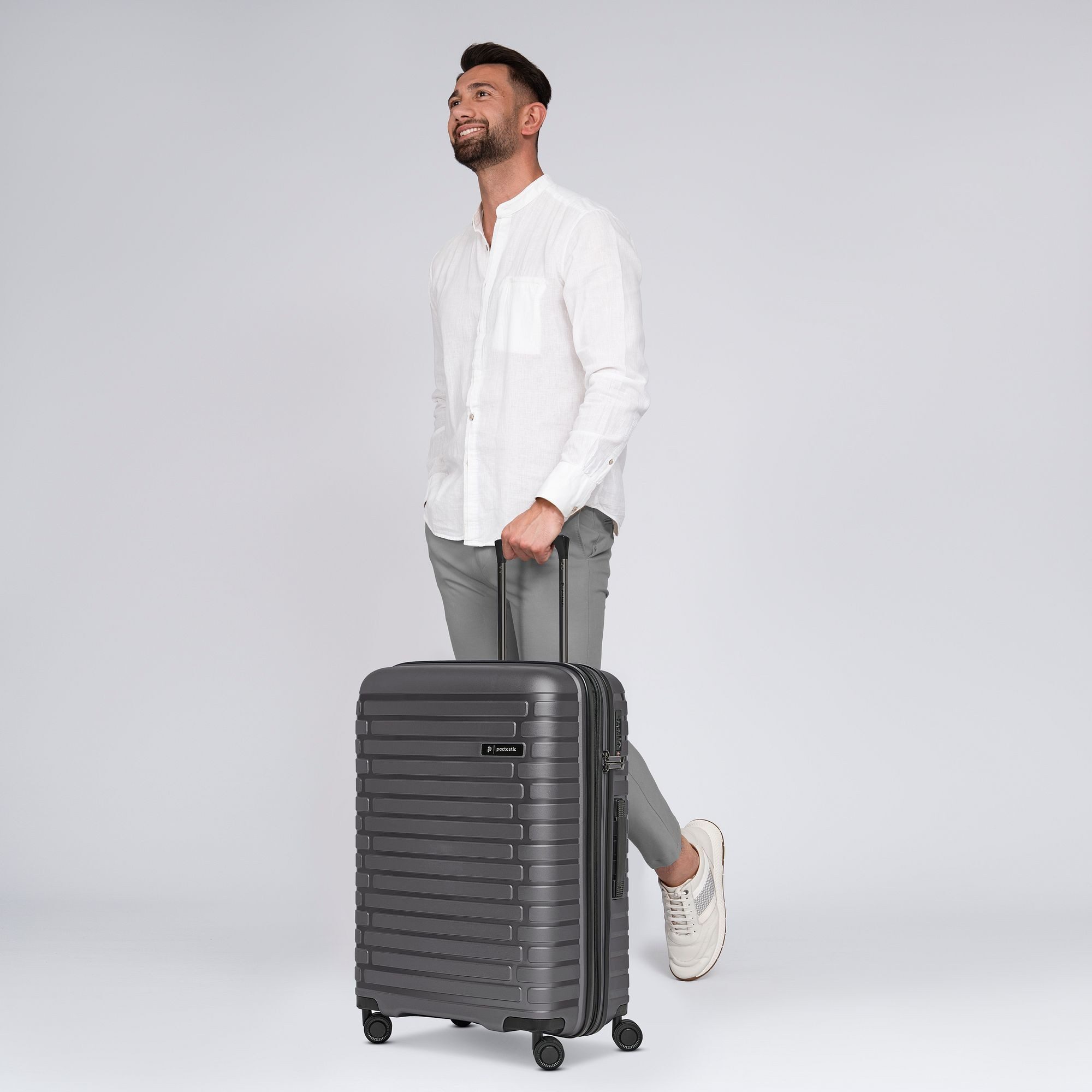 Pactastic Hartschalen-Trolley Collection 04, 4 Rollen, Polypropylen