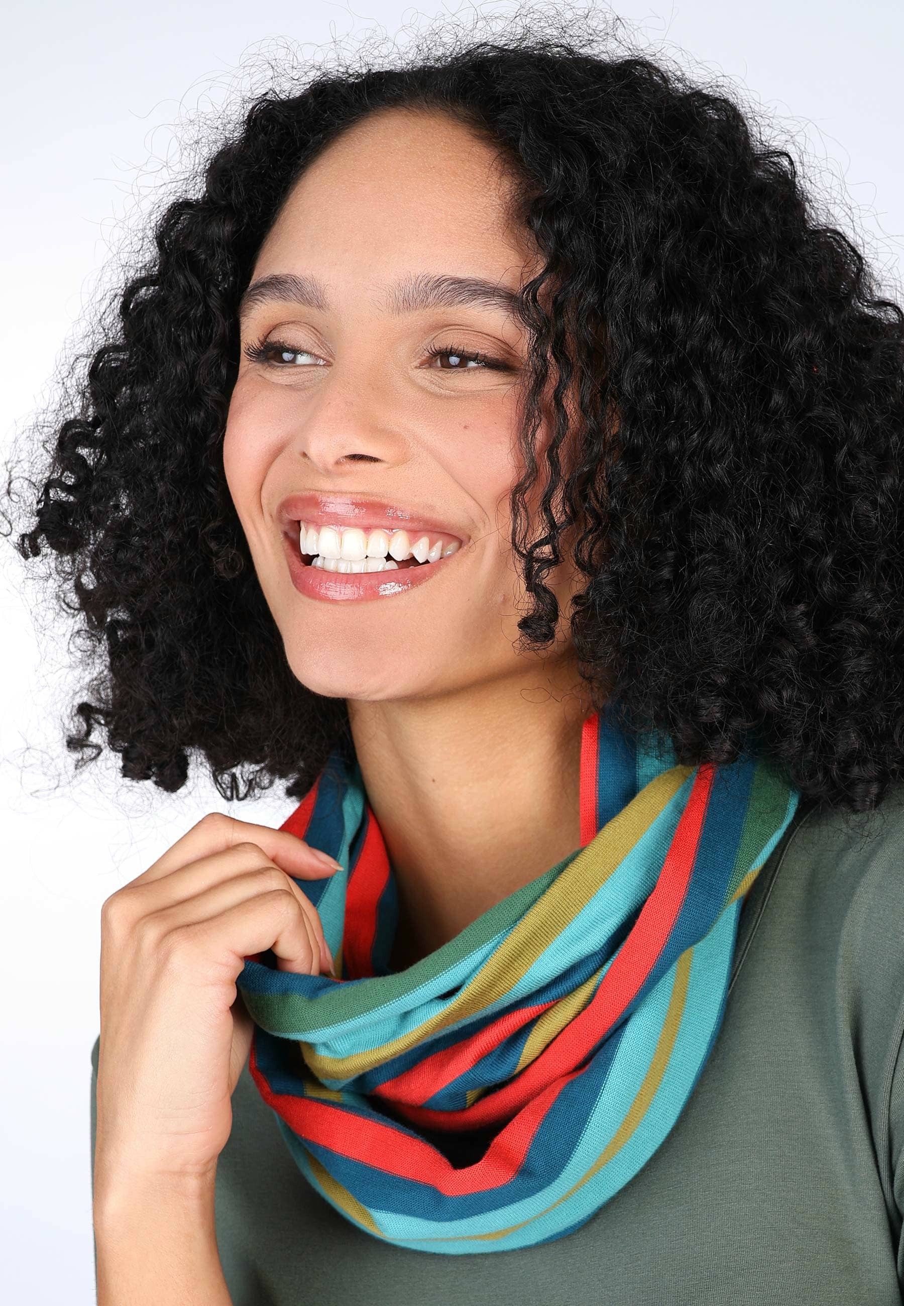 Deerberg Schal Dagni rainbow günstig online kaufen