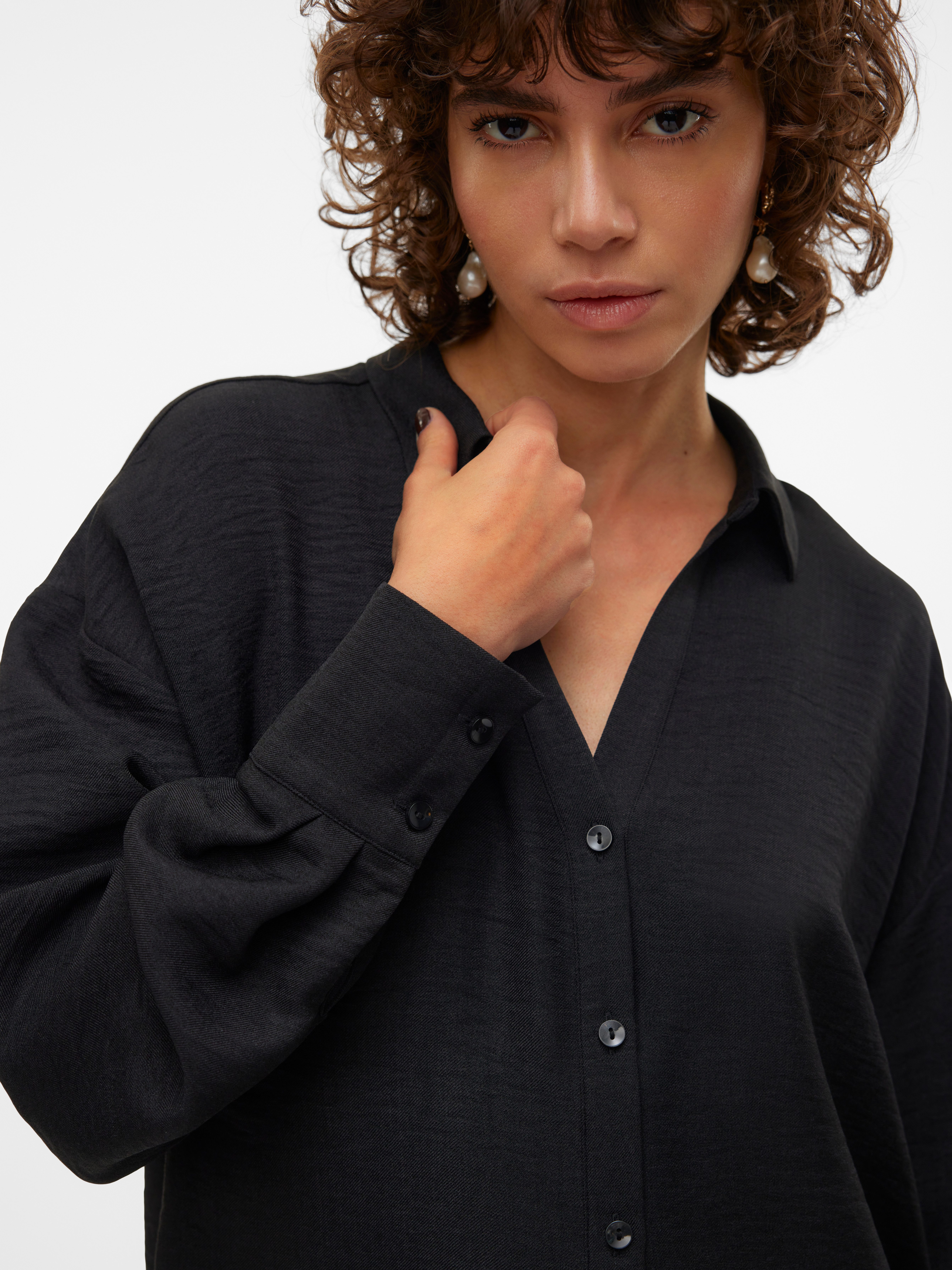 Vero Moda Langarmbluse VMMELANEY QUEENY LS SHIRT WVN NOOS Kunstfaser, loose fit