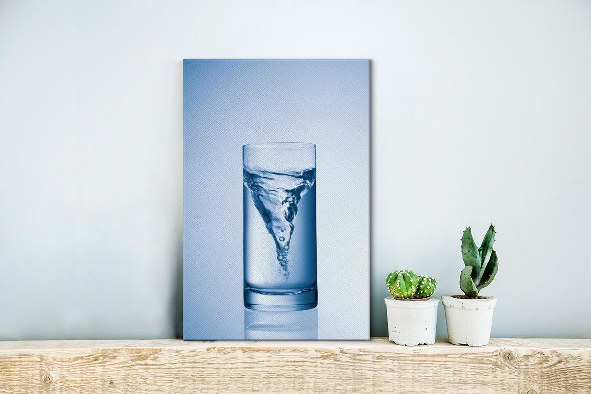 bespannt Ein Strudel Zackenaufhänger, einem OneMillionCanvasses® Leinwandbild 20x30 (1 Wasser, St), cm Glas in Leinwandbild fertig Gemälde, inkl.