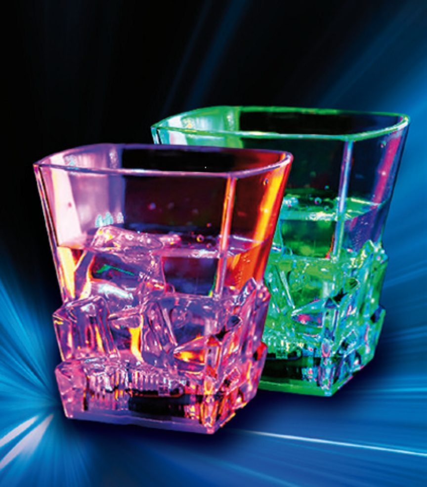 Popubear Becher LED Blinklicht Induktive Regenbogenfarbe Bierglas Tasse  Whisky Becher