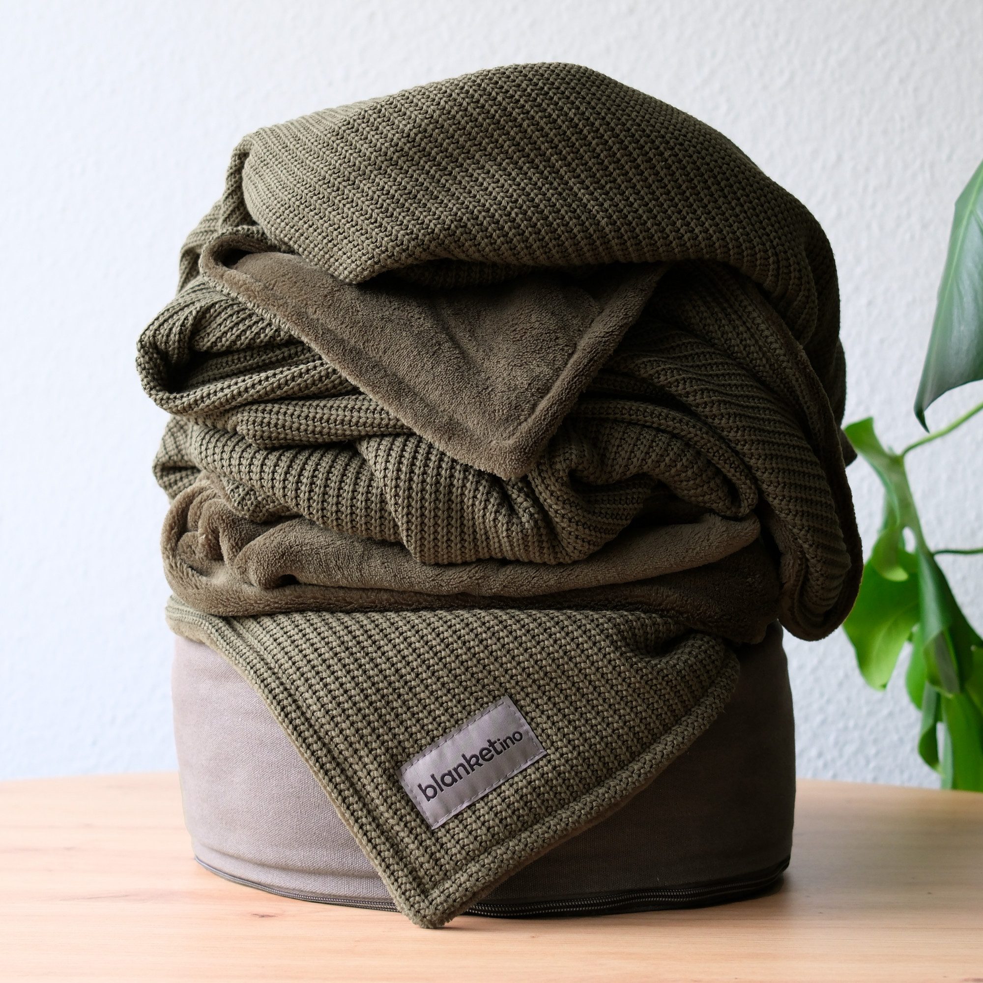Wohndecke Premium Kuscheldecke mit Baumwollstrick, blanketino, extra voluminös