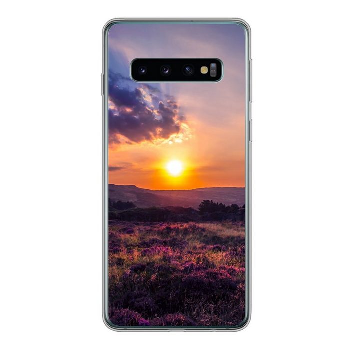 MuchoWow Handyhülle Sonnenuntergang in der Heidelandschaft Phone Case Handyhülle Samsung Galaxy S10 Silikon Schutzhülle