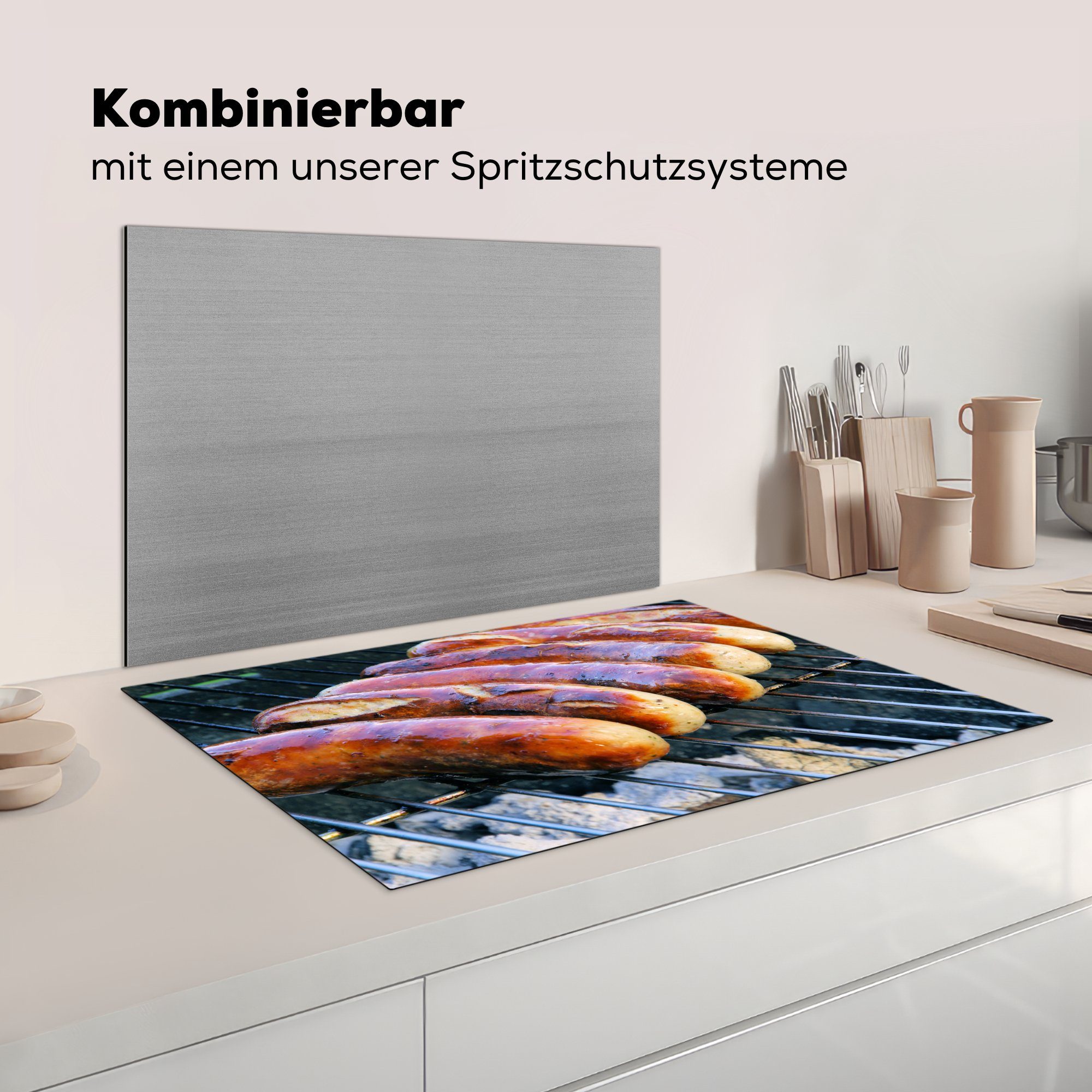 Bratwürste Herdblende-/Abdeckplatte Schutz tlg), küche, MuchoWow auf 81x52 Die dem Grill, cm, Vinyl, (1 Induktionskochfeld die für Ceranfeldabdeckung