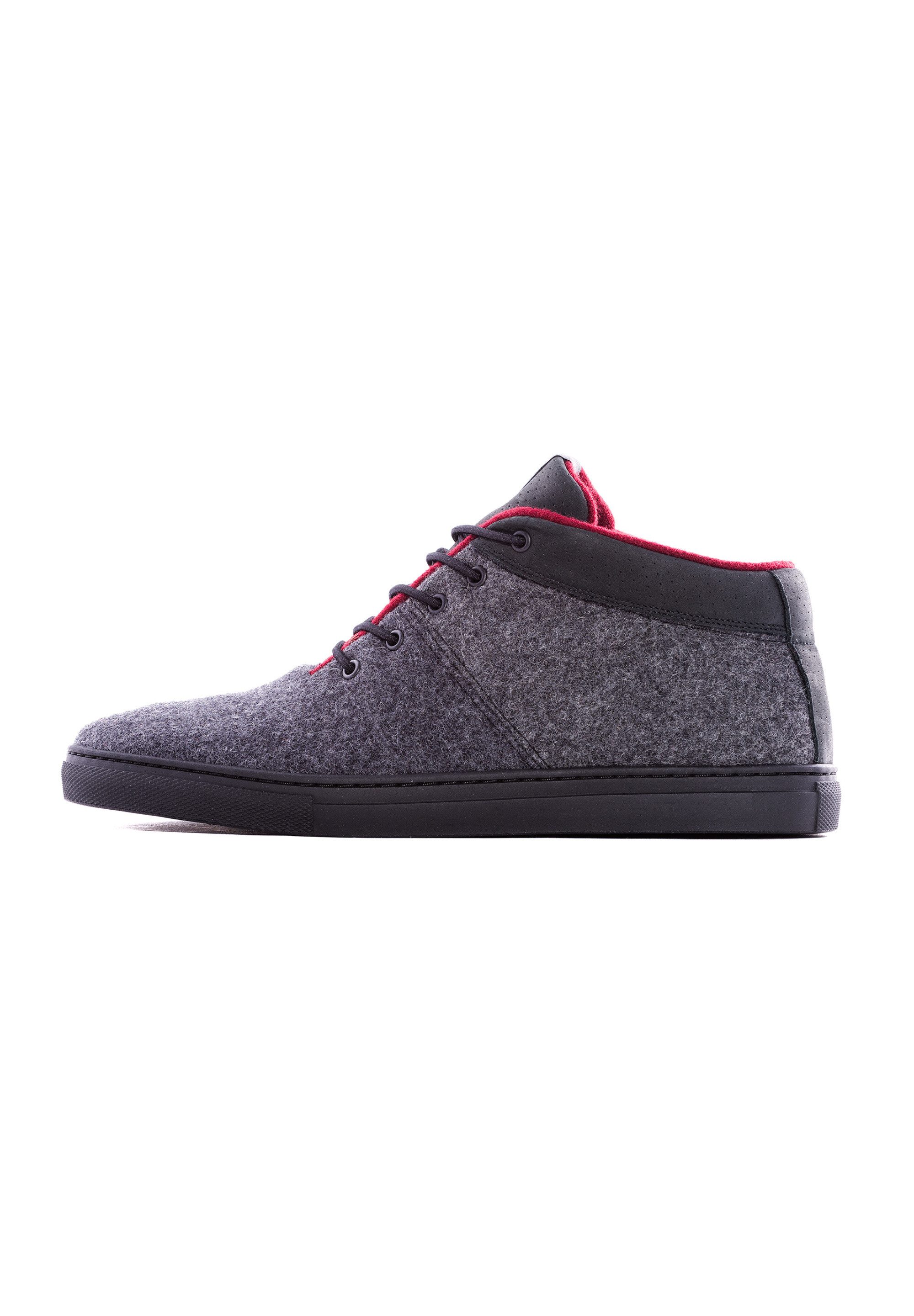 Baabuk Sky Wooler Sneaker Hergestellt aus Wolle: stark, geschmeidig, modern.