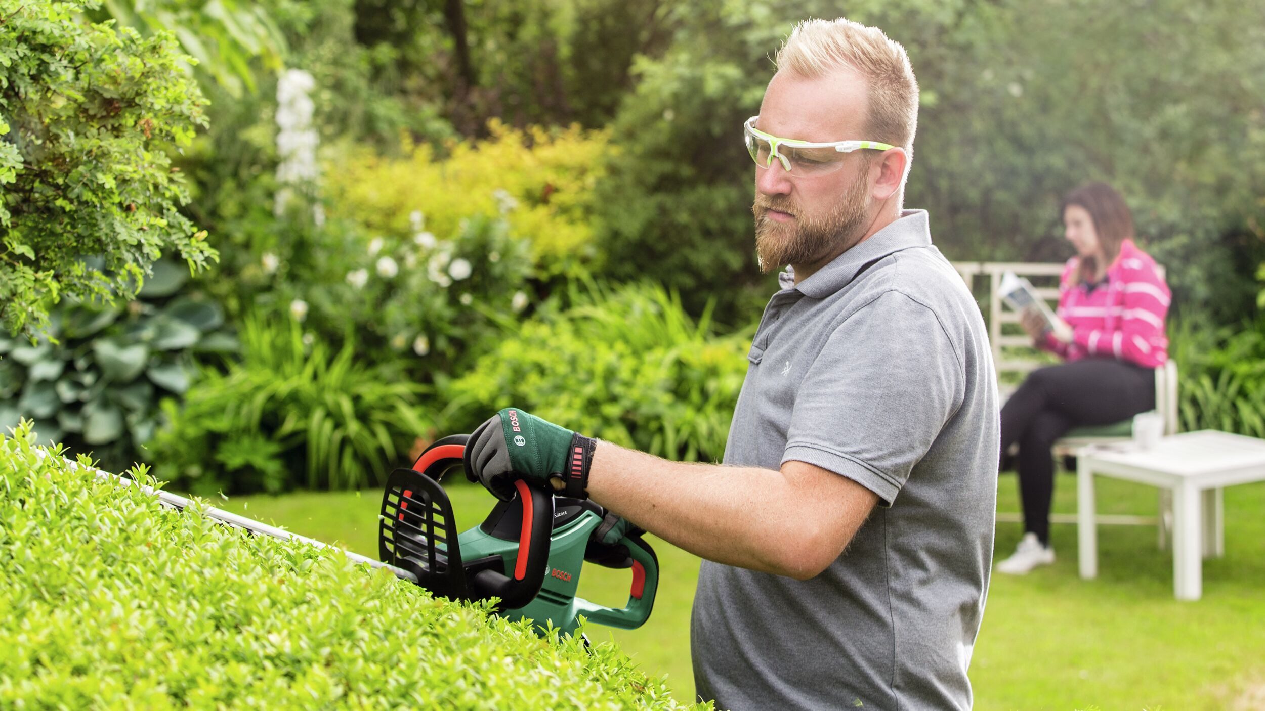 BOSCH Elektro-Heckenschere UniversalHedgeCut 60, Im Karton