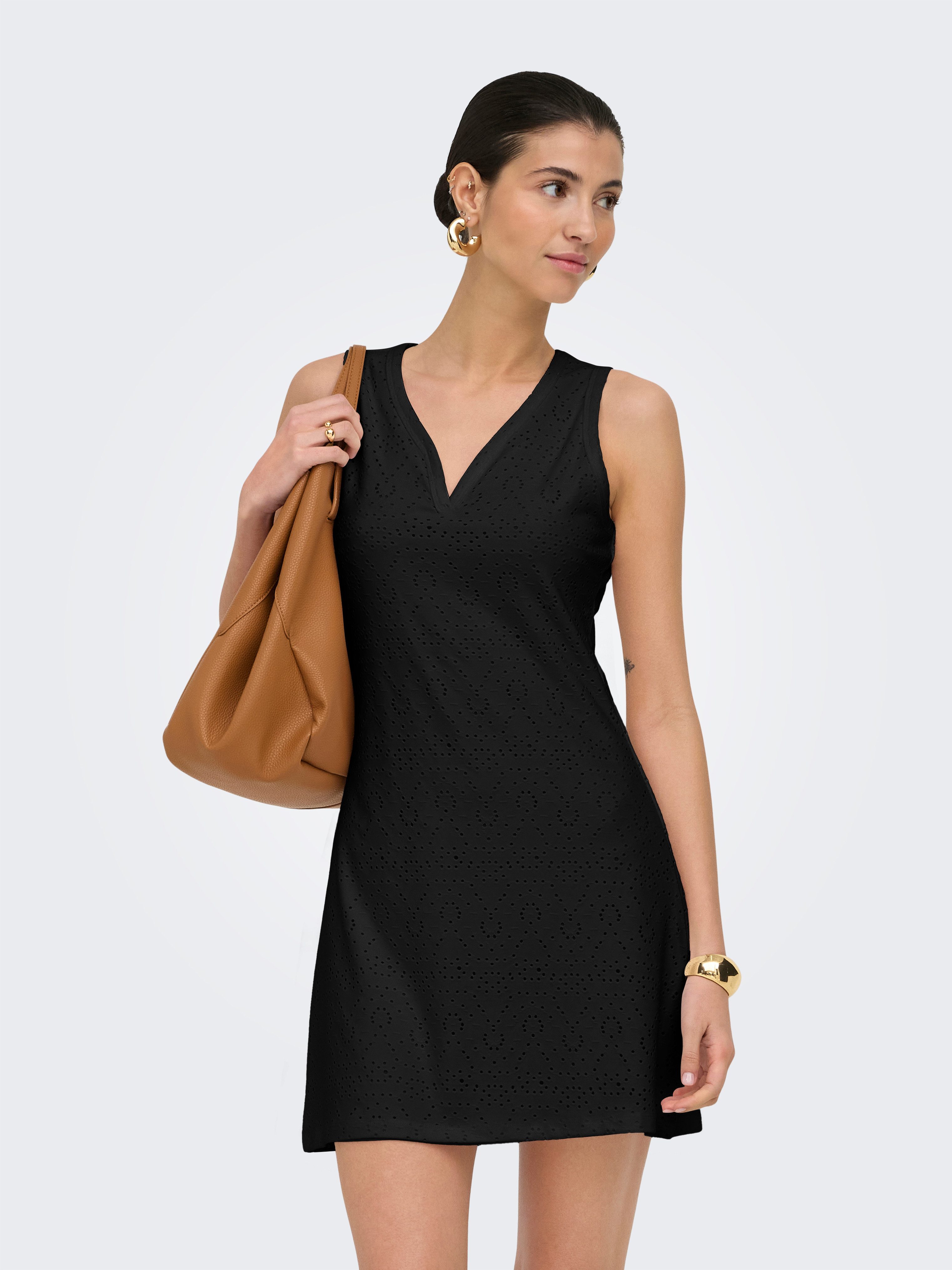 ONLY Spitzenkleid ONLSMILLA S/L V-NECK DRESS JRS Materialmix, regular fit, V-Ausschnitt