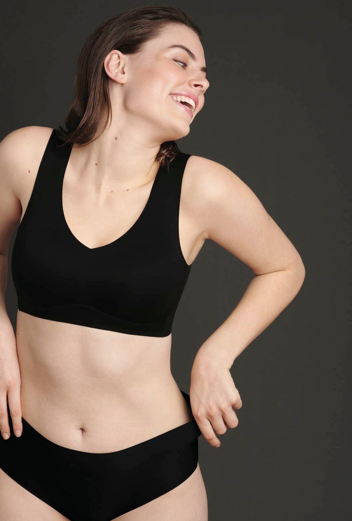 Anita since 1886 Bralette Essential herausnehmbarer Schale, gemoldete Cups, ohne Bügel, atmungsaktiv – Bild 5 von 5
