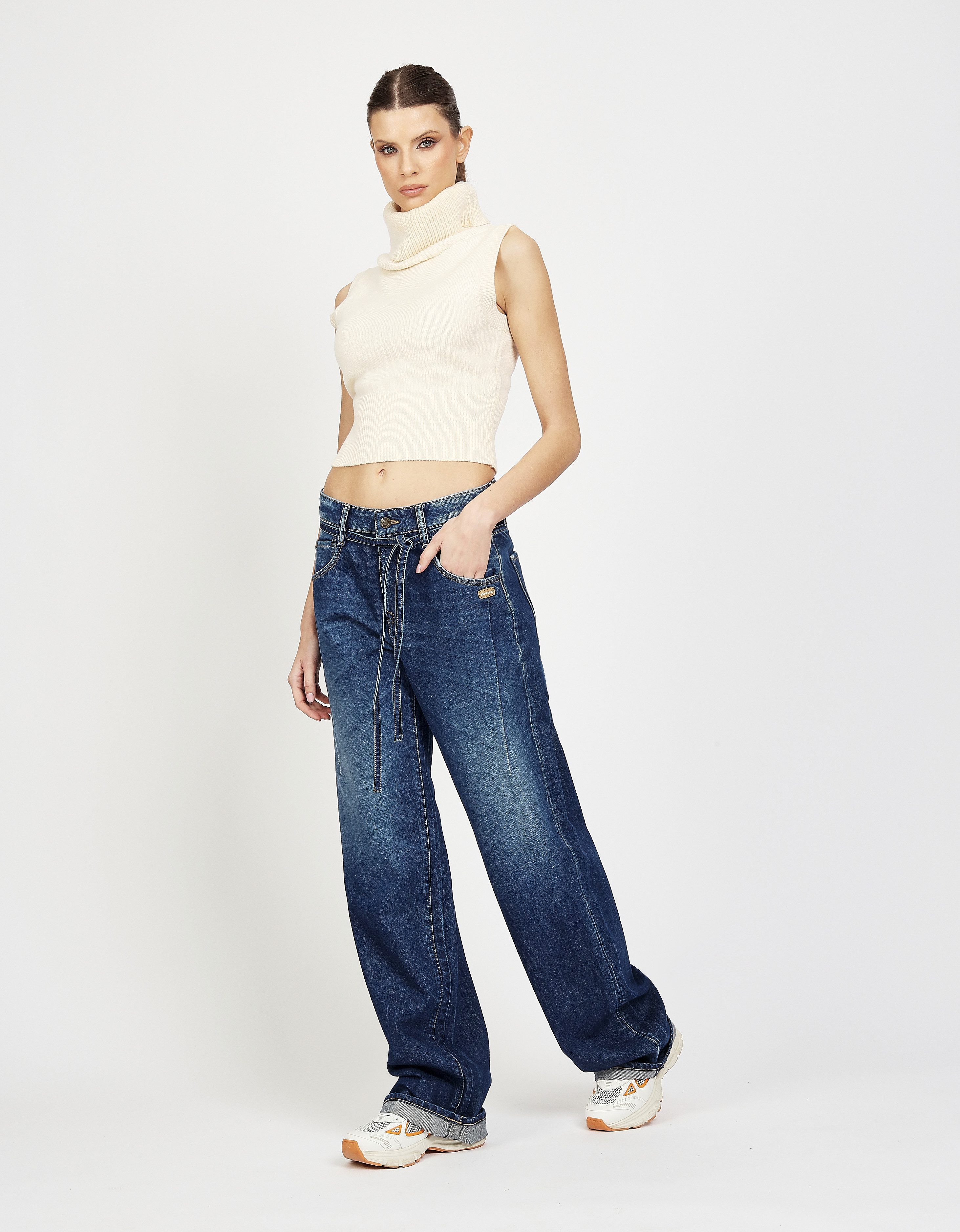GANG Loose-fit-Jeans 94CLAIRE mit Bindegürtel und Naht am Oberschenkel, Baggy Fit