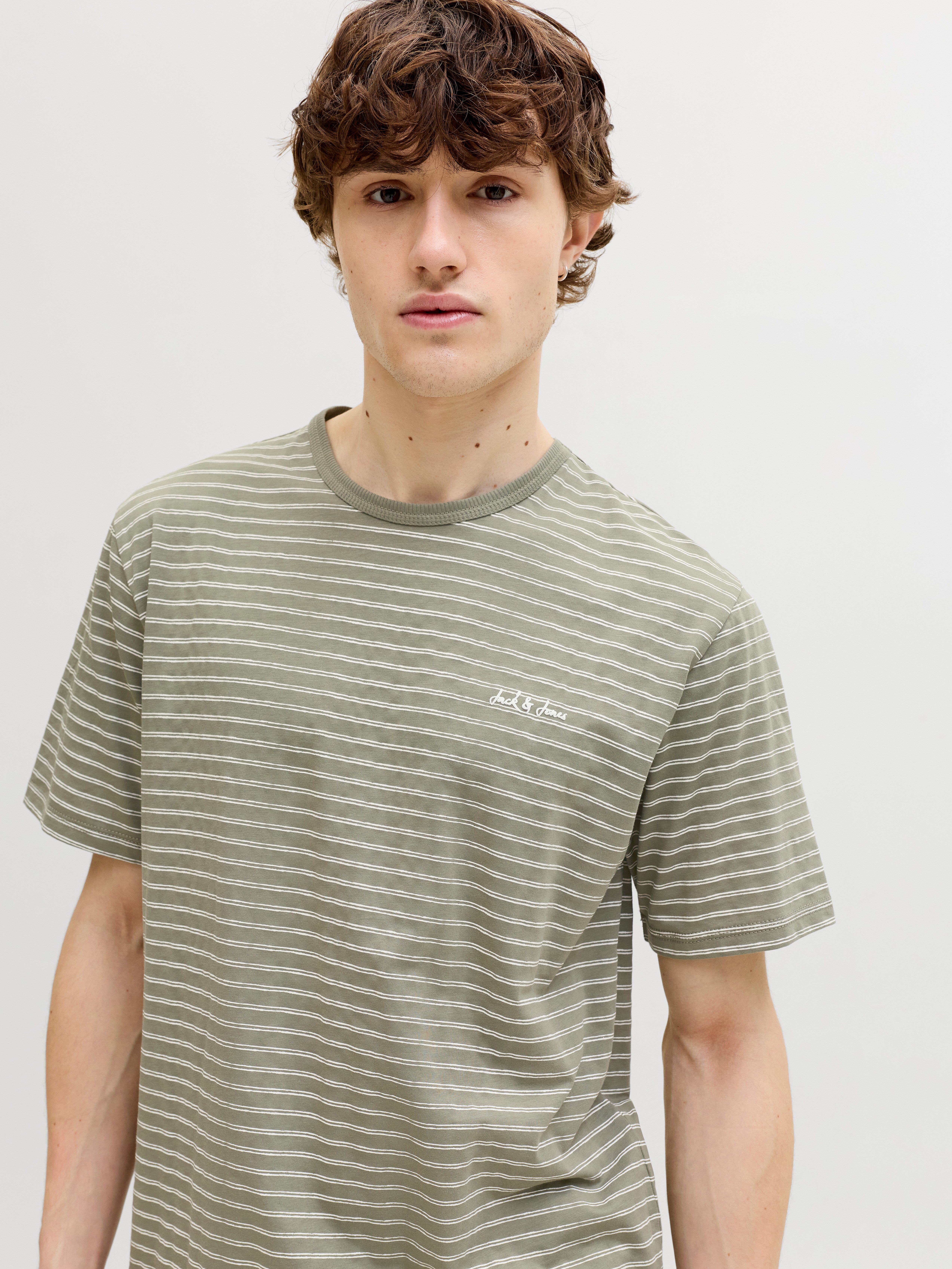 Jack & Jones Rundhalsshirt JJDEVIN DAYTONA STRIPED TEE SS CREW NECK Baumwollmischung, relaxed fit