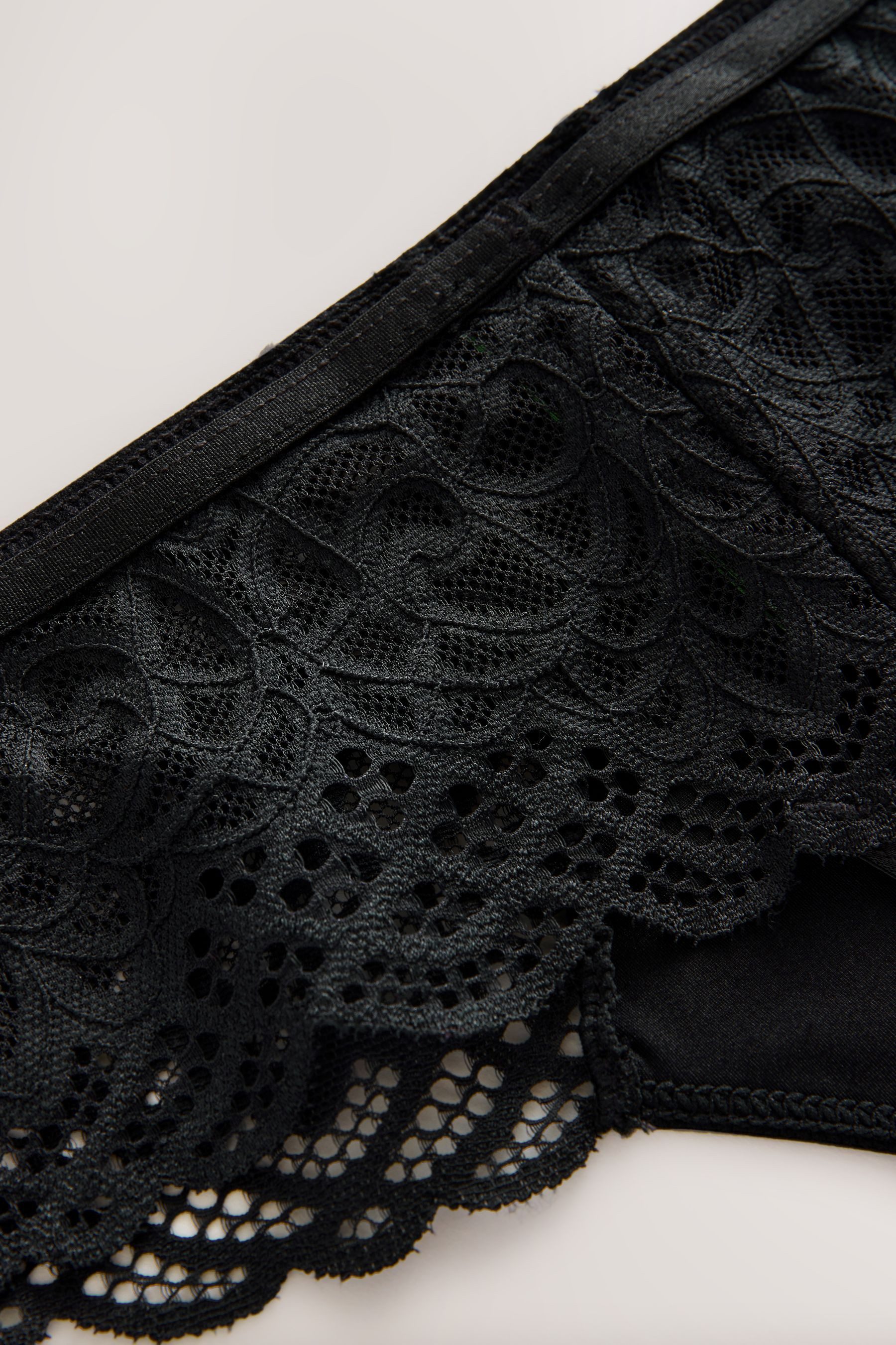 LIPSY String Lipsy Spitzen-Tanga (1-St)