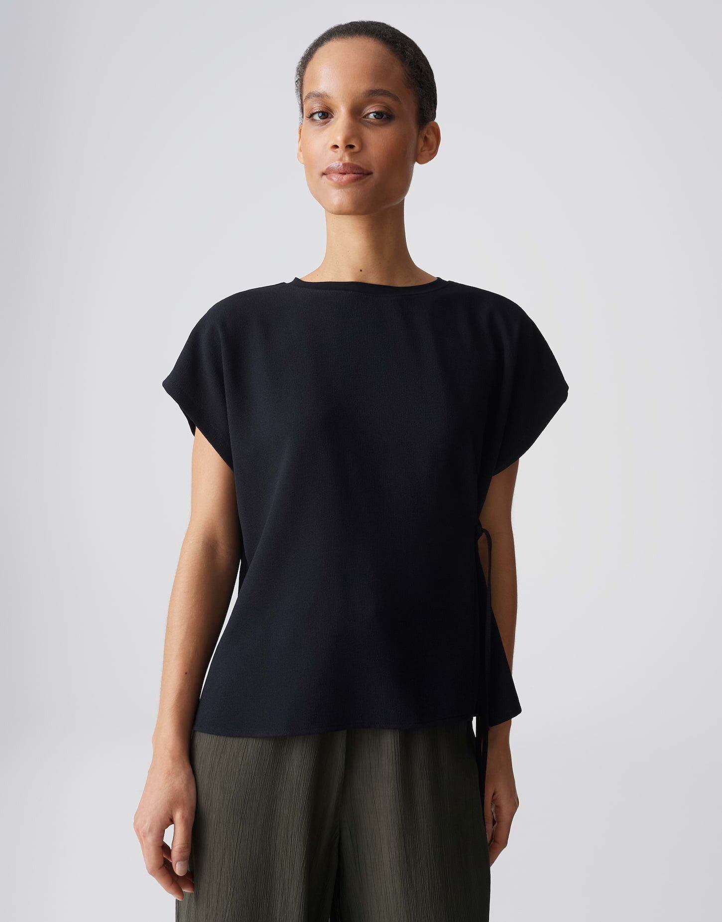 OPUS Kurzarmshirt SIFEM mit dezenter Struktur Shirt Loose Fit Justierbare Kordel für eine variabel definierte Silhouette