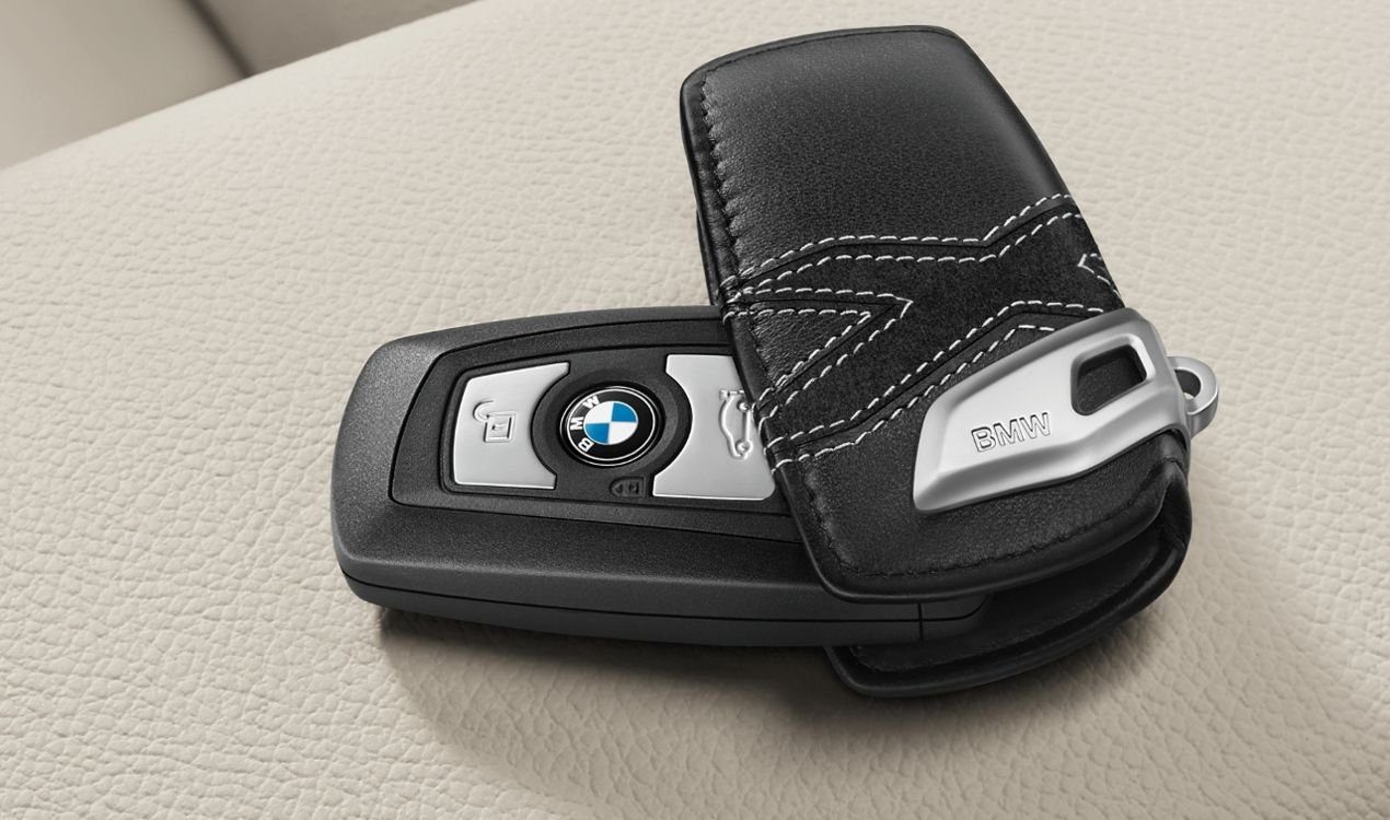 BMW Schlüsselanhänger BMW Schlüsseletui Basic Line schwarz (1-tlg)