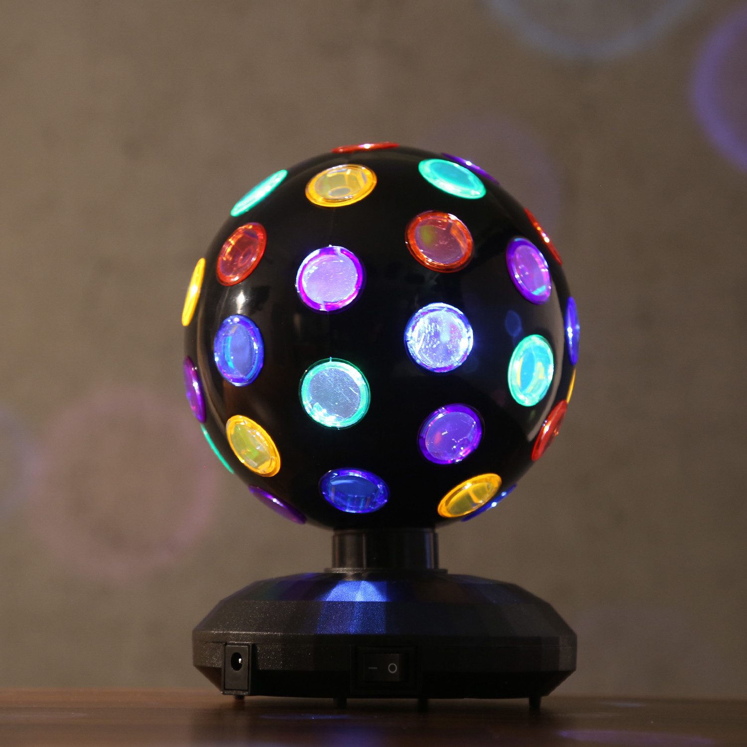 SATISFIRE Discolicht Disco Ball Lichteffekt Kugel Partyeffekt Batterie/USB Strahleneffekt, LED Classic, mehrfarbig / bunt