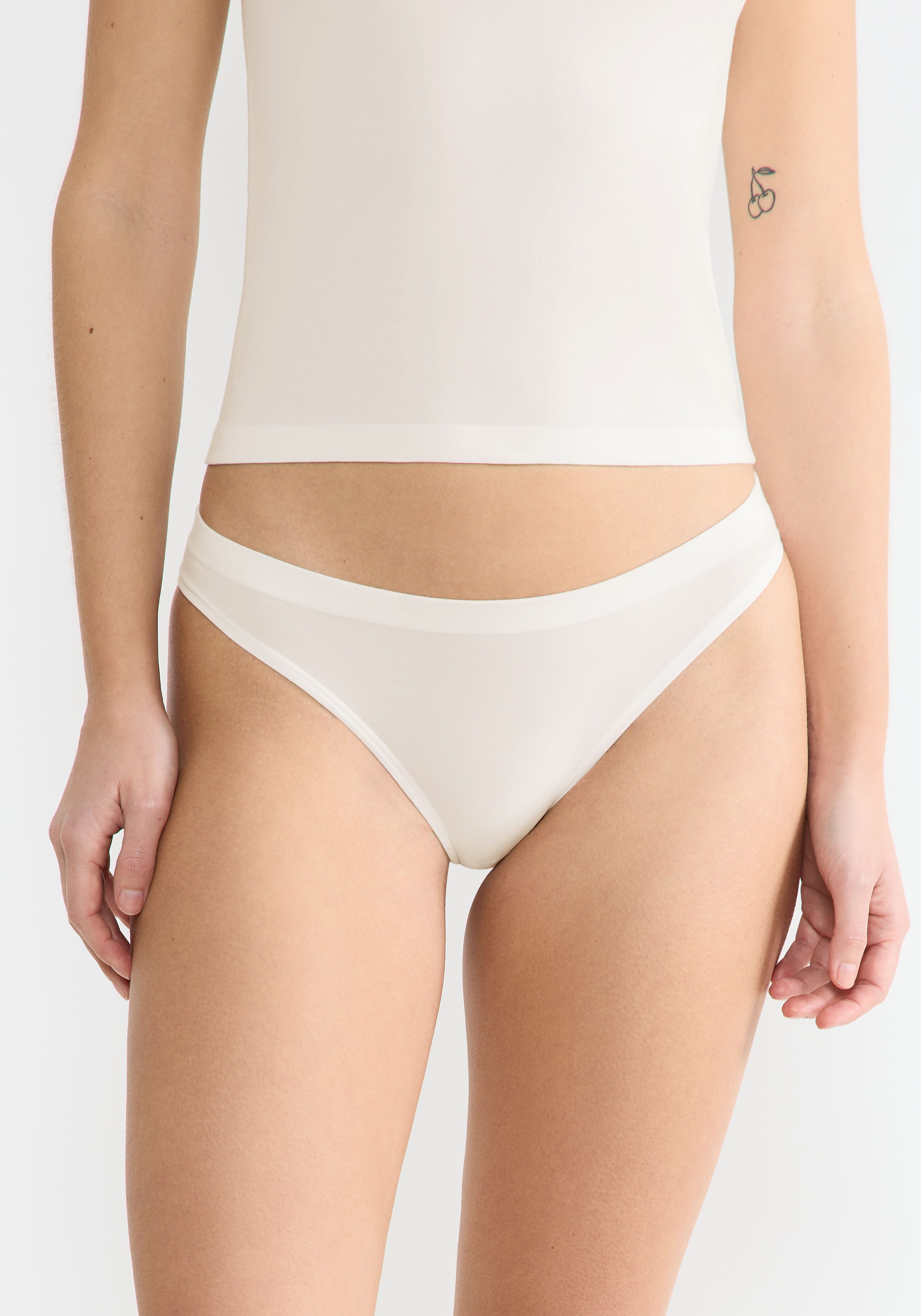 sloggi Tanga GO Sense (2er Pack) Modalmix, nahtlos, flacher Saum, elastisch, weich