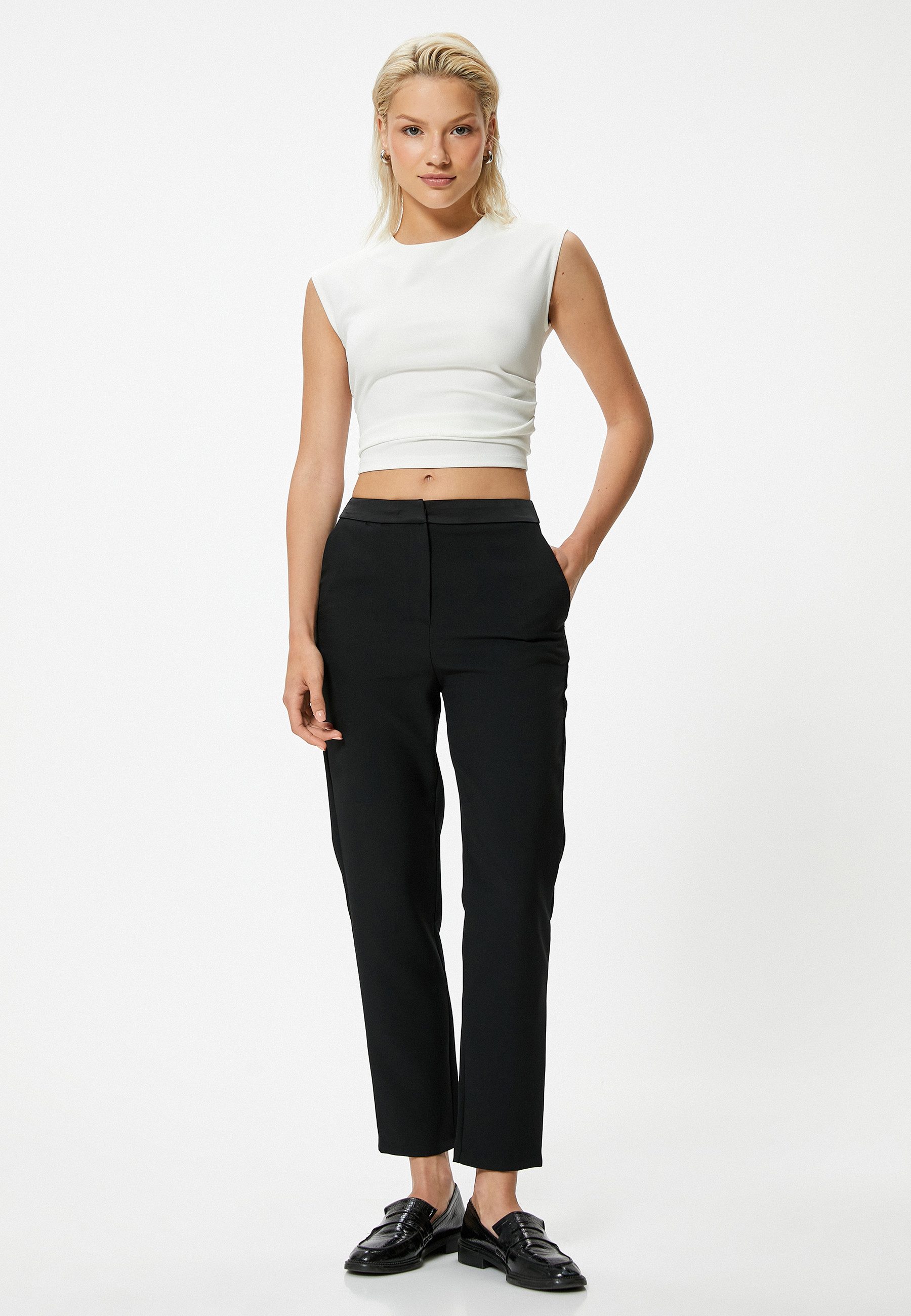 Koton Anzughose Normale Leibhöhe Carrot