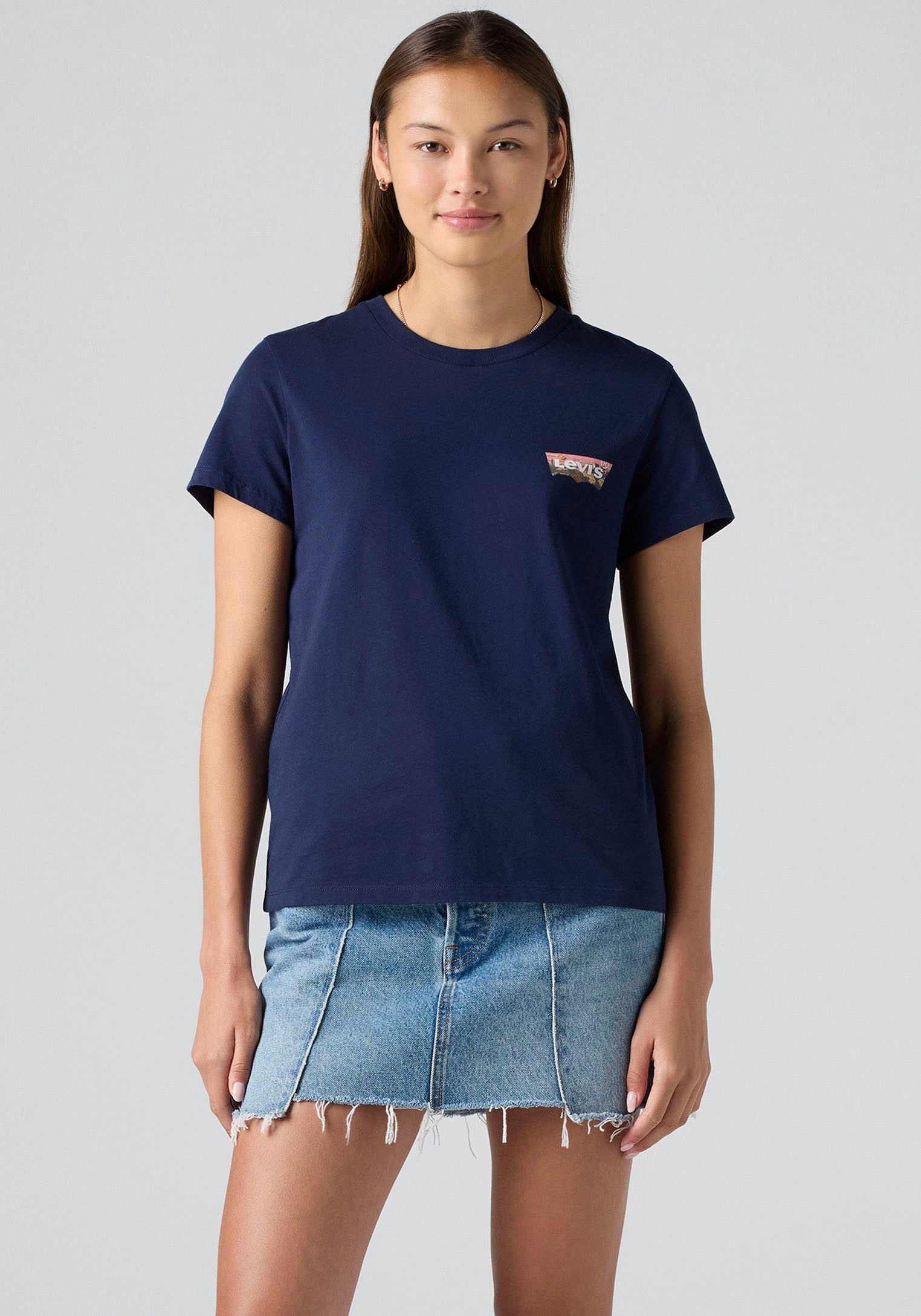 Levi's® T-Shirt THE PERFECT TEE mit Batwing-Logoprint günstig online kaufen