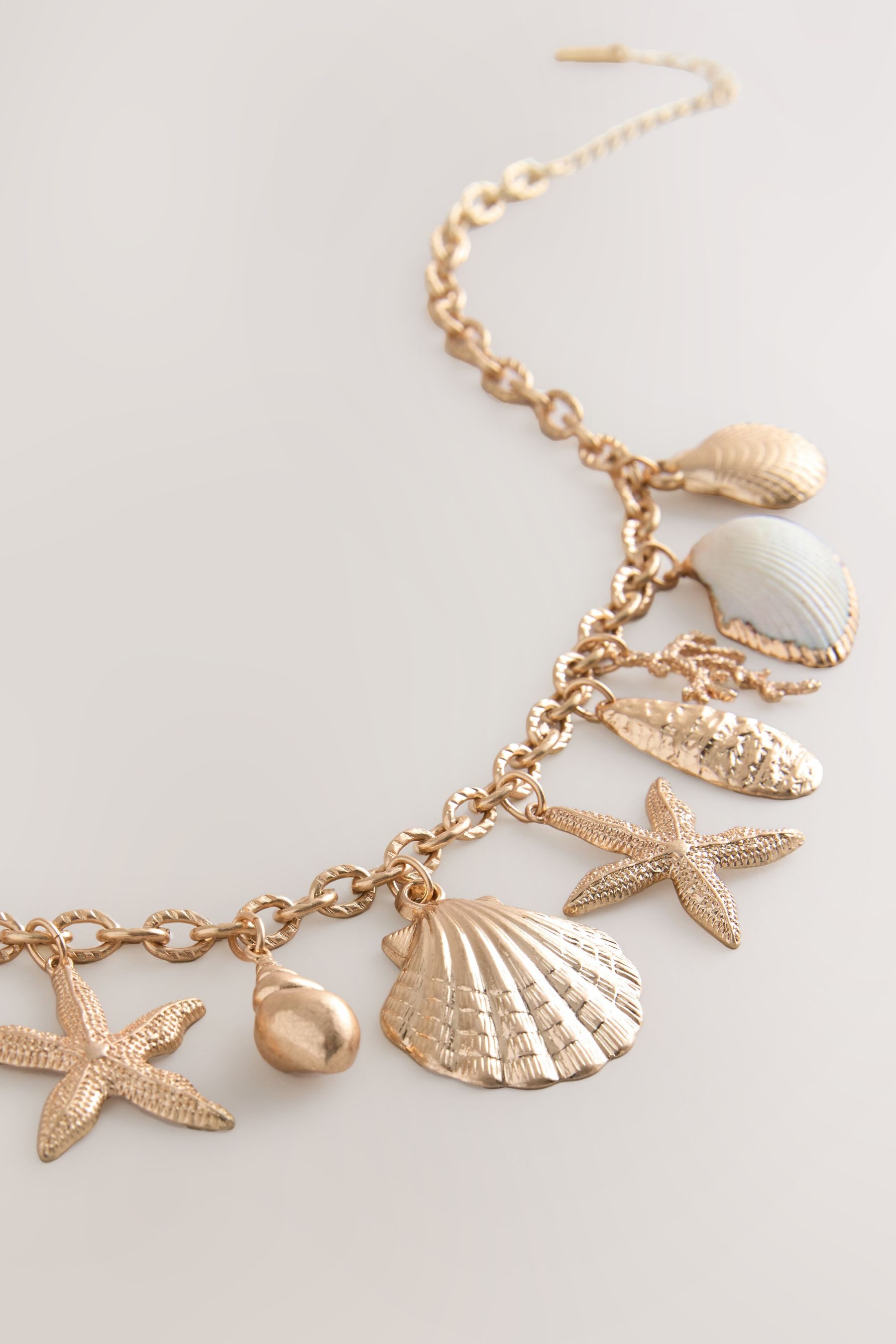 Next Charm-Kette Halskette mit Muschelanhängern (1-tlg)