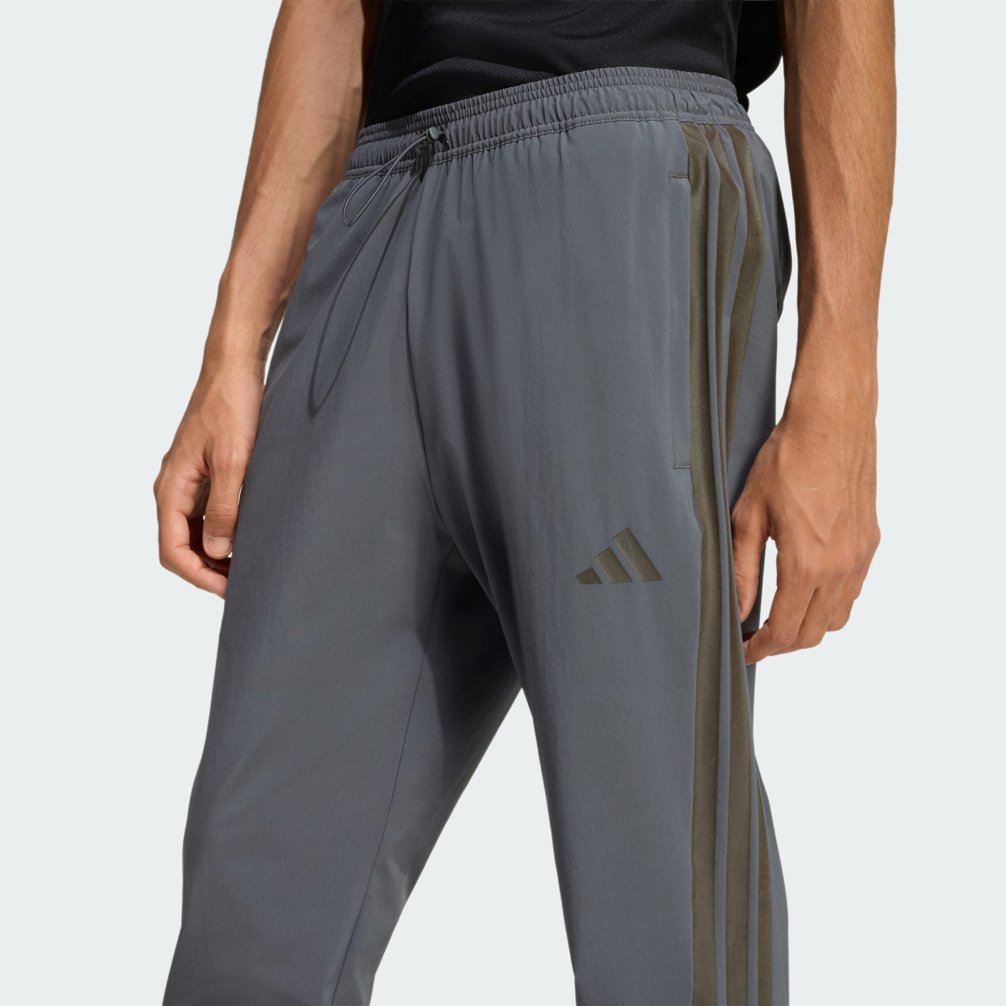 adidas Sportswear Jogginghose HOUSE OF TIRO HOSE (1-tlg)