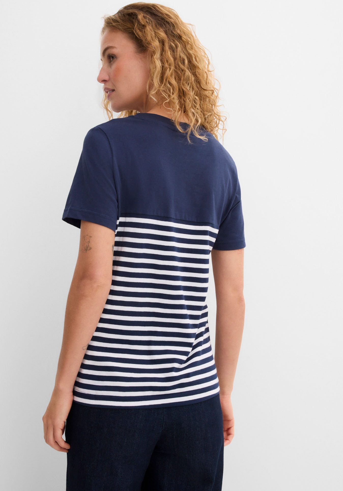 bonprix T-Shirt lockere Passform, Kurzarm-Design, mit Rundhalsausschnitt – Bild 2 von 5